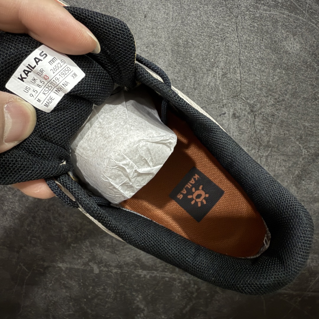 图片[6]-【GX纯原】凯乐石KAILAS 远征5 FLT 舒适简约经典登山 防滑耐磨防水 低帮 徒步鞋 市面唯一正确防泼水防水面料 正确防水内里布 真正做到内外防水 区别市场假防水 鞋面材质：运用耐磨防砂网布，能防止沙石进入鞋内，同时具备良好的透气性，可让脚部保持干爽。 \\t鞋底性能：搭载Vibram防滑耐磨大底，有出色的抓地力，仿鲨齿纹路设计，能应对各种复杂路面；鞋底还能提供良好的稳定性和支撑力，减少脚部疲劳。 \\t防水技术：采用FILTERTEC防水透气技术，防水指数高达8000mm H₂O，能有效防止雨水渗透，同时能保持脚面干爽。 \\t细节设计：鞋头采用橡胶防撞包边，保护脚趾免受伤害；鞋舌一体式设计，防止碎石泥沙进入；采用亚洲人脚型鞋楦设计，配合中腰包裹，提高舒适性。 适用场景：适合多日或单日轻装徒步，也可用于城市通勤，是一双兼顾户外与日常穿着的多功能鞋子。 尺码：40 41.5 42 42.5 43 44 44.5 45（女码第二轮出货）-选品中心