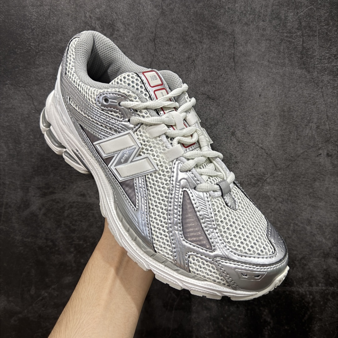 图片[3]-【BC纯原版】New Balance NB1906 复古跑鞋 M1906RCB 全新版本 东莞大厂出品 市场第一梯队品质 绝对秒杀市场货 完美版型 正确组合大底 价格一步到位‼️ 全套原楦原纸板原厂数据开发 进口三明治网面 原装进口皮料正确绒感卡色 正确中底拉帮中底网布细节 原厂标裁 带紫光防伪 定制后跟透明水晶模块 冲裁组合 大底贴合程度胶水上色把控完美 整洁度挑战全网艺术家 多道序QC把关品质完善 匠心打造 耗时多月开发完成 工艺极其复杂难度可想而知 新开独立私模大底 正确六层组合大底 高端零售专供产物 尺码：36 37 37.5 38 38.5 39 40 40.5 41 42 42.5 43 44 45-选品中心