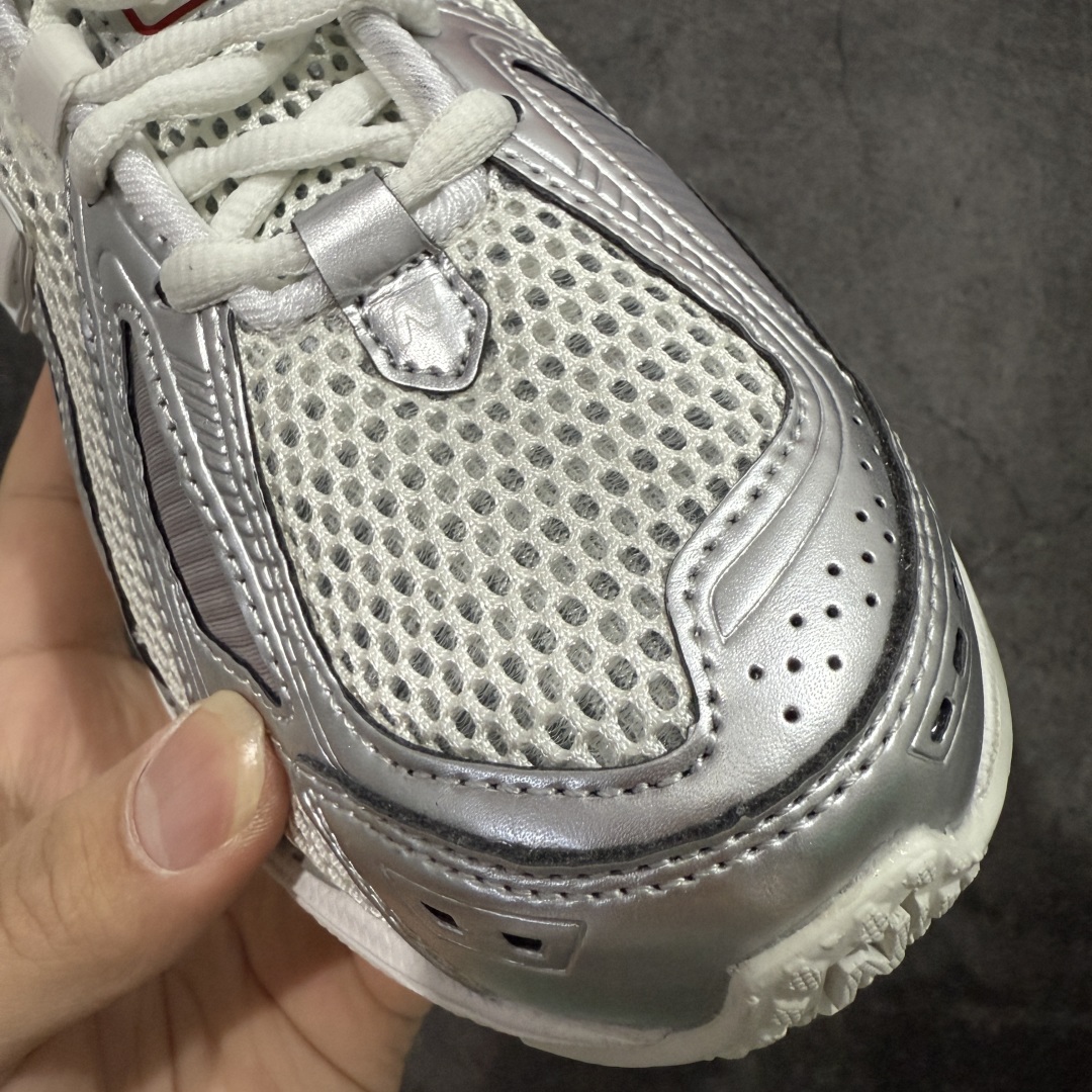 图片[6]-【BC纯原版】New Balance NB1906 复古跑鞋 M1906RCB 全新版本 东莞大厂出品 市场第一梯队品质 绝对秒杀市场货 完美版型 正确组合大底 价格一步到位‼️ 全套原楦原纸板原厂数据开发 进口三明治网面 原装进口皮料正确绒感卡色 正确中底拉帮中底网布细节 原厂标裁 带紫光防伪 定制后跟透明水晶模块 冲裁组合 大底贴合程度胶水上色把控完美 整洁度挑战全网艺术家 多道序QC把关品质完善 匠心打造 耗时多月开发完成 工艺极其复杂难度可想而知 新开独立私模大底 正确六层组合大底 高端零售专供产物 尺码：36 37 37.5 38 38.5 39 40 40.5 41 42 42.5 43 44 45-选品中心