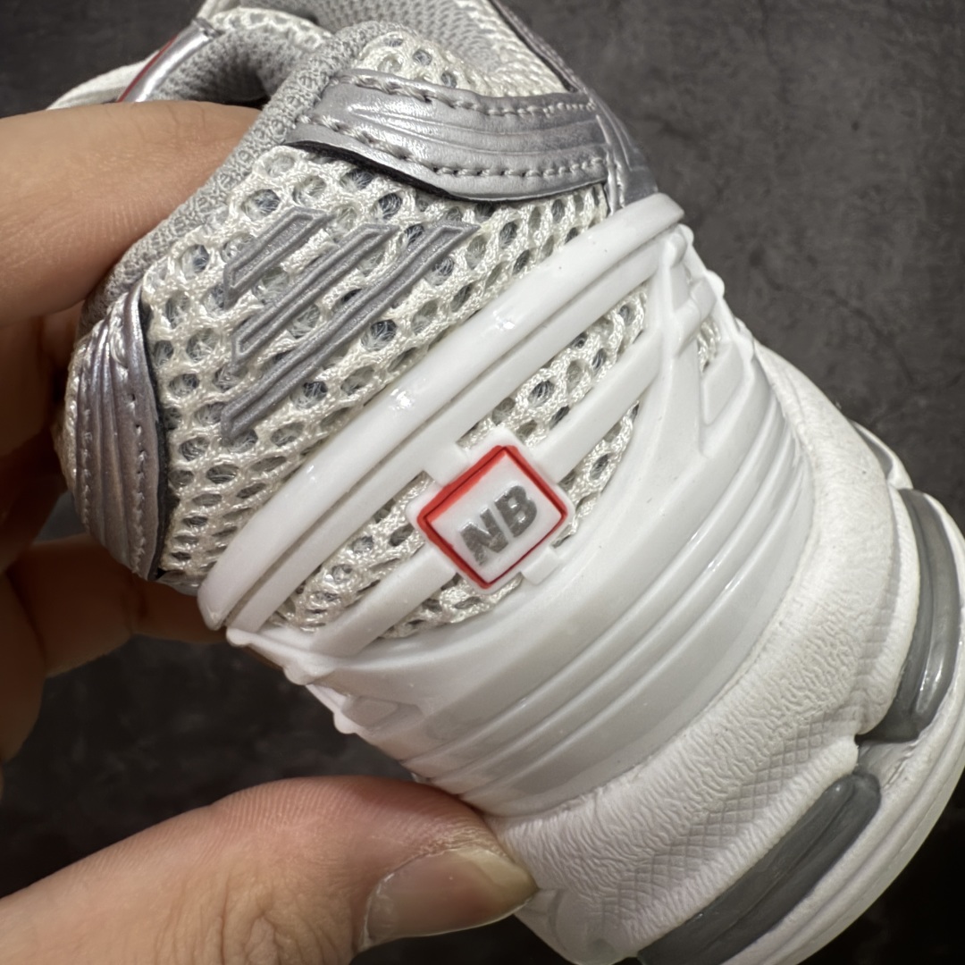 图片[2]-【BC纯原版】New Balance NB1906 复古跑鞋 M1906RCB 全新版本 东莞大厂出品 市场第一梯队品质 绝对秒杀市场货 完美版型 正确组合大底 价格一步到位‼️ 全套原楦原纸板原厂数据开发 进口三明治网面 原装进口皮料正确绒感卡色 正确中底拉帮中底网布细节 原厂标裁 带紫光防伪 定制后跟透明水晶模块 冲裁组合 大底贴合程度胶水上色把控完美 整洁度挑战全网艺术家 多道序QC把关品质完善 匠心打造 耗时多月开发完成 工艺极其复杂难度可想而知 新开独立私模大底 正确六层组合大底 高端零售专供产物 尺码：36 37 37.5 38 38.5 39 40 40.5 41 42 42.5 43 44 45-选品中心