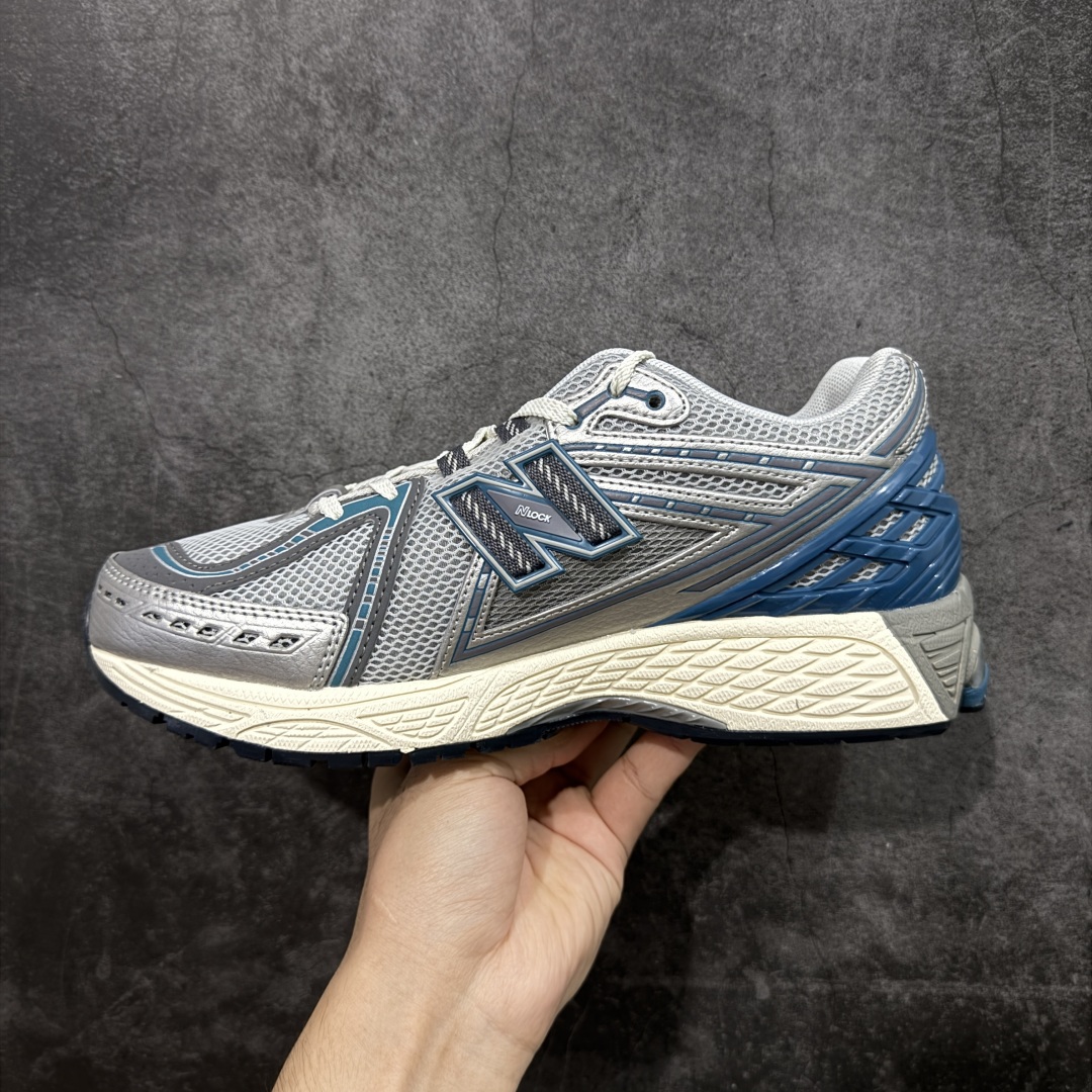 图片[2]-【BC纯原版】New Balance NB1906 复古跑鞋 M1906REO 全新版本 东莞大厂出品 市场第一梯队品质 绝对秒杀市场货 完美版型 正确组合大底 价格一步到位‼️ 全套原楦原纸板原厂数据开发 进口三明治网面 原装进口皮料正确绒感卡色 正确中底拉帮中底网布细节 原厂标裁 带紫光防伪 定制后跟透明水晶模块 冲裁组合 大底贴合程度胶水上色把控完美 整洁度挑战全网艺术家 多道序QC把关品质完善 匠心打造 耗时多月开发完成 工艺极其复杂难度可想而知 新开独立私模大底 正确六层组合大底 高端零售专供产物 尺码：36 37 37.5 38 38.5 39 40 40.5 41 42 42.5 43 44 45-选品中心