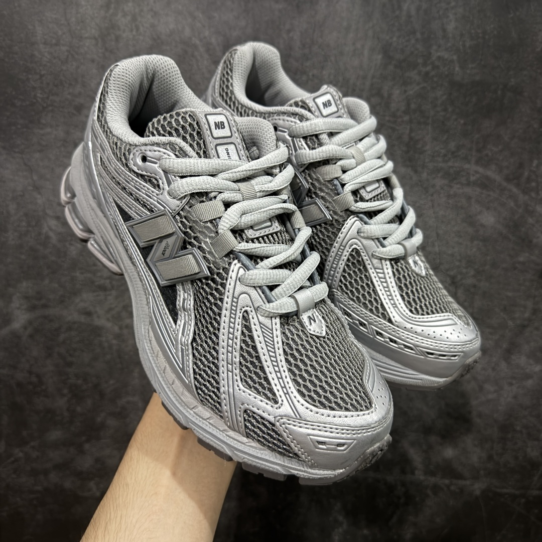 【BC纯原版】New Balance NB1906 复古跑鞋 M1906REH 全新版本 东莞大厂出品 市场第一梯队品质 绝对秒杀市场货 完美版型 正确组合大底 价格一步到位‼️ 全套原楦原纸板原厂数据开发 进口三明治网面 原装进口皮料正确绒感卡色 正确中底拉帮中底网布细节 原厂标裁 带紫光防伪 定制后跟透明水晶模块 冲裁组合 大底贴合程度胶水上色把控完美 整洁度挑战全网艺术家 多道序QC把关品质完善 匠心打造 耗时多月开发完成 工艺极其复杂难度可想而知 新开独立私模大底 正确六层组合大底 高端零售专供产物 尺码:36 37 37.5 38 38.5 39 40 40.5 41 42 42.5 43 44 45-选品中心