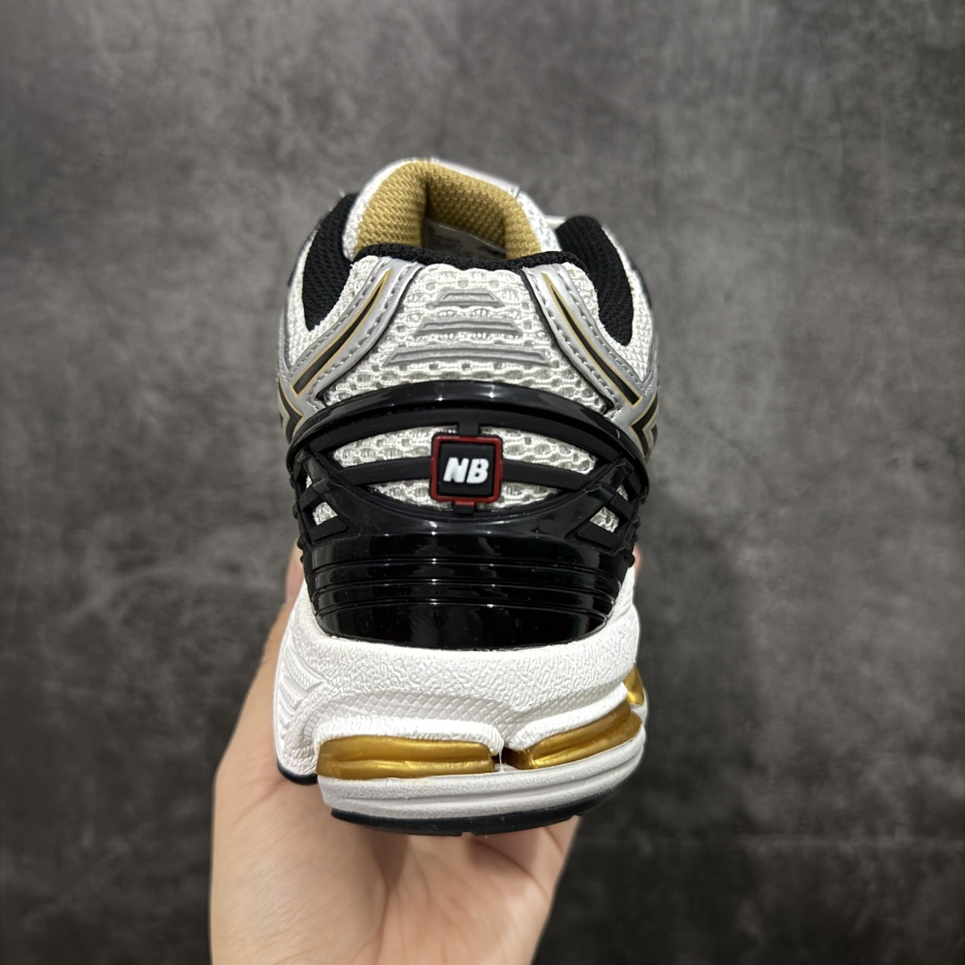 图片[4]-【BC纯原版】New Balance NB1906 复古跑鞋 M1906RA 全新版本 东莞大厂出品 市场第一梯队品质 绝对秒杀市场货 完美版型 正确组合大底 价格一步到位‼️ 全套原楦原纸板原厂数据开发 进口三明治网面 原装进口皮料正确绒感卡色 正确中底拉帮中底网布细节 原厂标裁 带紫光防伪 定制后跟透明水晶模块 冲裁组合 大底贴合程度胶水上色把控完美 整洁度挑战全网艺术家 多道序QC把关品质完善 匠心打造 耗时多月开发完成 工艺极其复杂难度可想而知 新开独立私模大底 正确六层组合大底 高端零售专供产物 尺码：36 37 37.5 38 38.5 39 40 40.5 41 42 42.5 43 44 45-选品中心