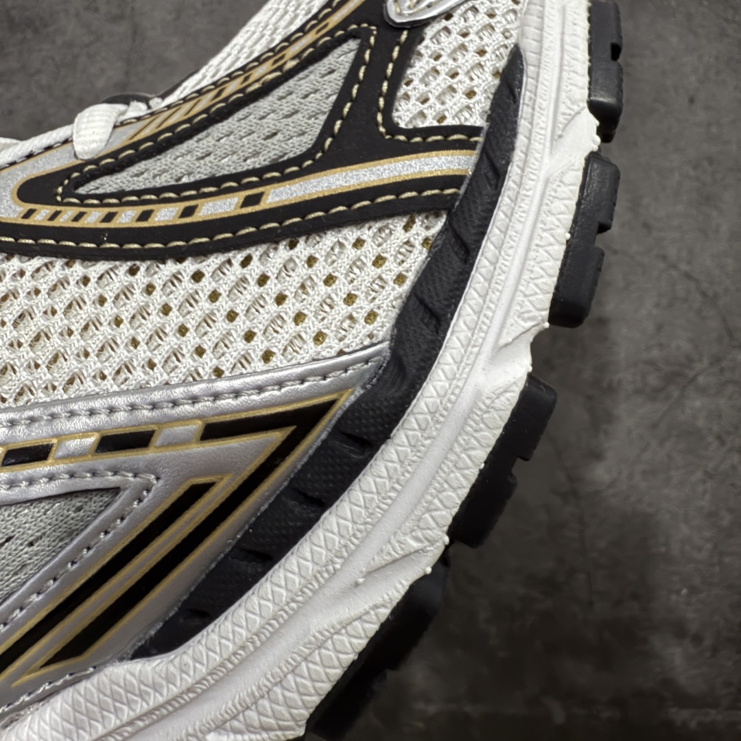 图片[5]-【BC纯原版】New Balance NB1906 复古跑鞋 M1906RA 全新版本 东莞大厂出品 市场第一梯队品质 绝对秒杀市场货 完美版型 正确组合大底 价格一步到位‼️ 全套原楦原纸板原厂数据开发 进口三明治网面 原装进口皮料正确绒感卡色 正确中底拉帮中底网布细节 原厂标裁 带紫光防伪 定制后跟透明水晶模块 冲裁组合 大底贴合程度胶水上色把控完美 整洁度挑战全网艺术家 多道序QC把关品质完善 匠心打造 耗时多月开发完成 工艺极其复杂难度可想而知 新开独立私模大底 正确六层组合大底 高端零售专供产物 尺码：36 37 37.5 38 38.5 39 40 40.5 41 42 42.5 43 44 45-选品中心