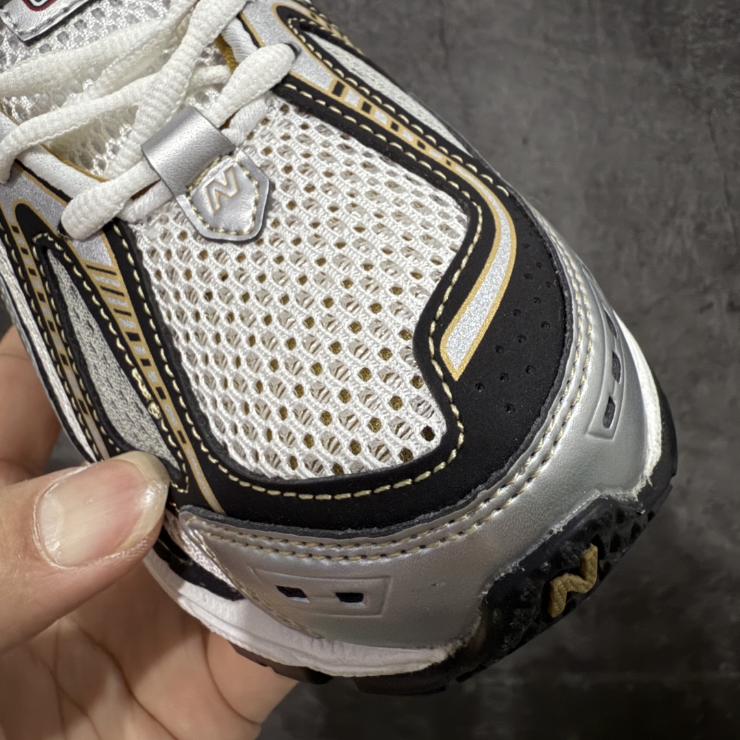 图片[6]-【BC纯原版】New Balance NB1906 复古跑鞋 M1906RA 全新版本 东莞大厂出品 市场第一梯队品质 绝对秒杀市场货 完美版型 正确组合大底 价格一步到位‼️ 全套原楦原纸板原厂数据开发 进口三明治网面 原装进口皮料正确绒感卡色 正确中底拉帮中底网布细节 原厂标裁 带紫光防伪 定制后跟透明水晶模块 冲裁组合 大底贴合程度胶水上色把控完美 整洁度挑战全网艺术家 多道序QC把关品质完善 匠心打造 耗时多月开发完成 工艺极其复杂难度可想而知 新开独立私模大底 正确六层组合大底 高端零售专供产物 尺码：36 37 37.5 38 38.5 39 40 40.5 41 42 42.5 43 44 45-选品中心