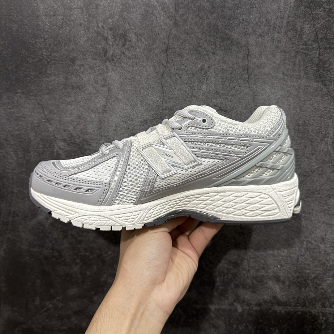 图片[2]-【BC纯原版】New Balance NB1906 复古跑鞋 M1906RJM 全新版本 东莞大厂出品 市场第一梯队品质 绝对秒杀市场货 完美版型 正确组合大底 价格一步到位‼️ 全套原楦原纸板原厂数据开发 进口三明治网面 原装进口皮料正确绒感卡色 正确中底拉帮中底网布细节 原厂标裁 带紫光防伪 定制后跟透明水晶模块 冲裁组合 大底贴合程度胶水上色把控完美 整洁度挑战全网艺术家 多道序QC把关品质完善 匠心打造 耗时多月开发完成 工艺极其复杂难度可想而知 新开独立私模大底 正确六层组合大底 高端零售专供产物 尺码：36 37 37.5 38 38.5 39 40 40.5 41 42 42.5 43 44 45-选品中心