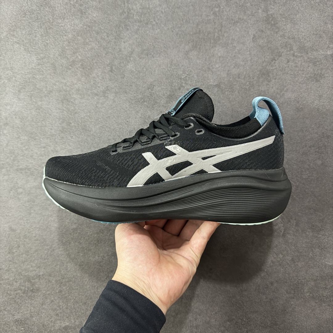 图片[2]-【公司级】Asics GEL-NIMBUS 27 LITE-SHOW CN复古单品 ASICS(亚瑟士） 是日本实业家鬼冢喜八郎创立的跑鞋运动品牌，名宇想法源自著名的拉丁谚语“AnimaSana In Corpore Sano”，意为“健全的精神寓于强健的体魄”。正如其名字的含义，ASICS亚瑟士一直坚信保持身体的健康与活力是打造健康快乐的生活方式的最佳途径。亚瑟士的跑鞋、篮球鞋等系列集专业与美貌于一身，拥有极高的热度 货号：1011C093-001 尺码：36 37 37.5 38 39 39.5 40 40.5 41.5 42 42.5 43.5 44 45 46 编码：FSB240250-选品中心