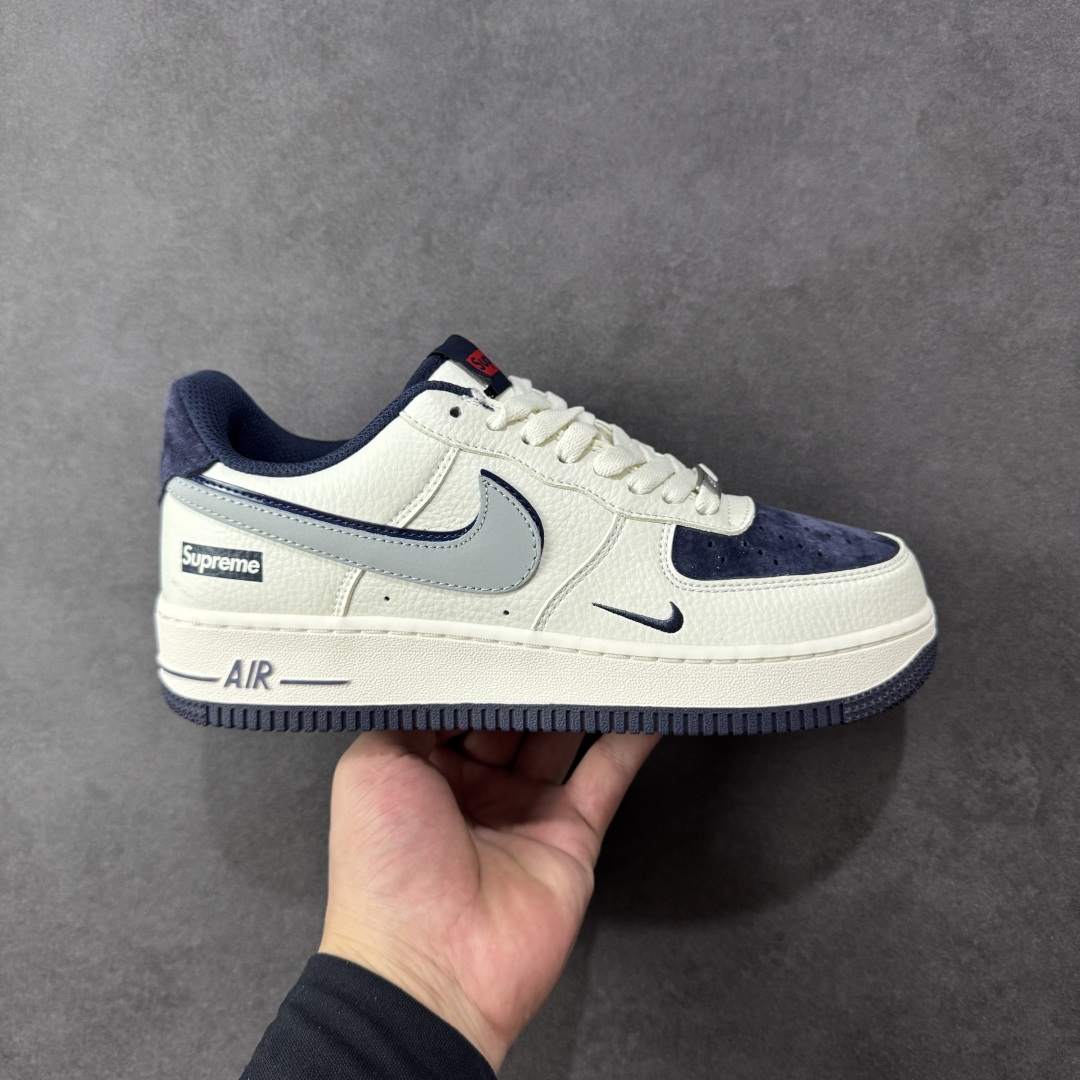 【定制版】Nike Air Force 1 \'07 Low “superme联名---米白蓝猪八双钩 ” 高端定制 低帮休闲板鞋 定制鞋盒 大厂纯原品质出货 超高清洁度 皮料切割干净无任何毛边 细节完美 货号:KX2532-504 尺码:36 36.5 37.5 38 38.5 39 40 40.5 41 42 42.5 43 44 44.5 45 编码:QFB310320-选品中心