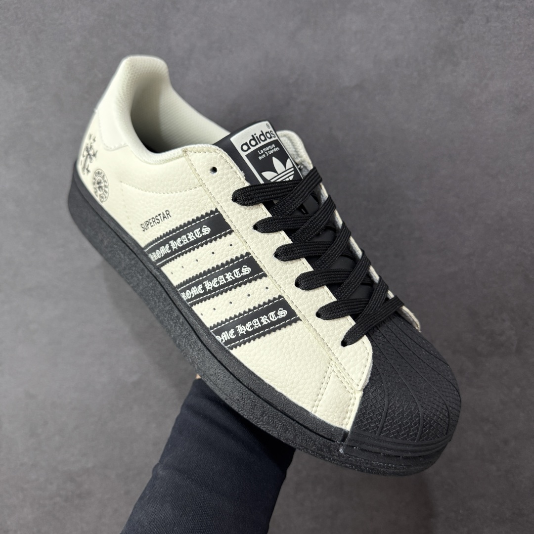 图片[3]-【定制版】adidas Gazelle INdoor W 克罗心联名 定制贝壳头 三叶草休闲防滑耐磨低帮板鞋鞋头出色设计 塑就出众贴合感稳固的后跟贴合足部曲线设计软弹舒适 不易磨脚橡胶鞋底配合防滑纹路设计 平稳抓地 货号：DS0025 尺码：36 36.5 37.5 38 38.5 39 40 40.5 41 42 42.5 43 44 45 编码：QFB290300-选品中心