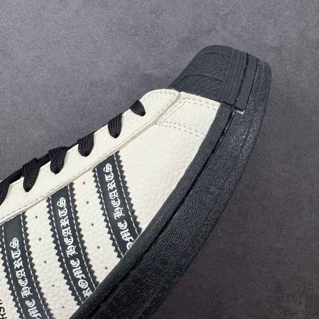 图片[5]-【定制版】adidas Gazelle INdoor W 克罗心联名 定制贝壳头 三叶草休闲防滑耐磨低帮板鞋鞋头出色设计 塑就出众贴合感稳固的后跟贴合足部曲线设计软弹舒适 不易磨脚橡胶鞋底配合防滑纹路设计 平稳抓地 货号：DS0025 尺码：36 36.5 37.5 38 38.5 39 40 40.5 41 42 42.5 43 44 45 编码：QFB290300-选品中心