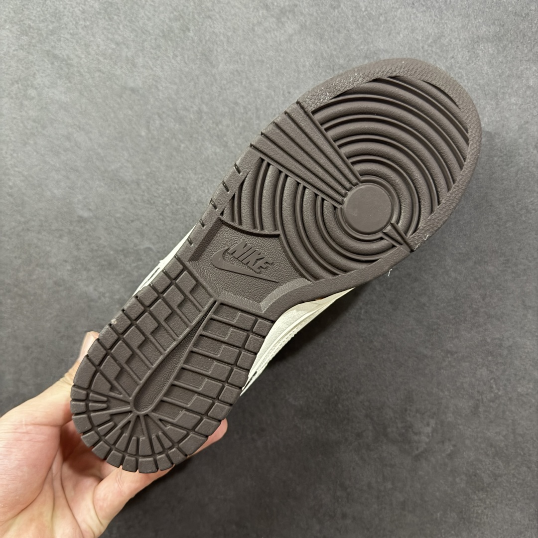 图片[9]-【定制版】Nike SB Dunk Low“LV联名——白棕经典” 周年高端定制 低帮休闲板鞋 定制鞋盒 大厂纯原品质出货 超高清洁度 皮料切割干净无任何毛边 细节完美 货号：CX5050-Y05 尺码：36 36.5 37.5 38 38.5 39 40 40.5 41 42 42.5 43 44 44.5 45 编码：HXSB330340-选品中心