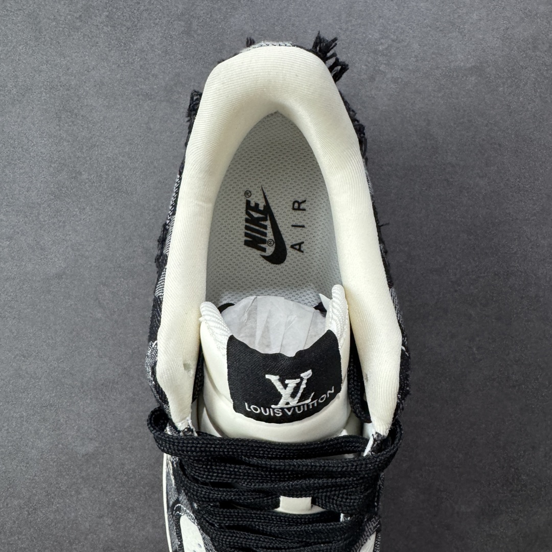 图片[7]-【定制版】Nike Air Force 1\’07 Low LV联名 白黑 空军一号低帮休闲板鞋 YF9511-817  #流苏格子防水牛仔布 高级夜光效果 工艺难度大 原楦头原纸板 高端定制鞋盒 原厂鞋底 超高清洁度 细节完美  尺码：36 36.5 37.5 38 38.5 39 40 40.5 41 42 42.5 43 44 44.5 45 编码：HXSB310320-选品中心