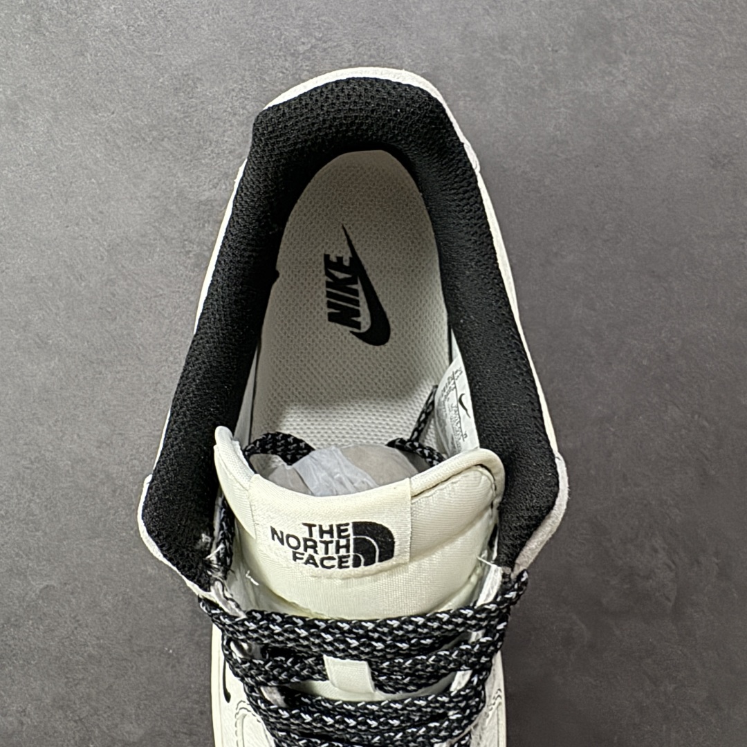 图片[7]-【定制版】NIke Air Force 1 \’07 Low “北面联名——米灰黑布标”空军一号 低帮 运动鞋 休闲鞋 折边针车 工艺难度大 原楦头原纸板 原装鞋盒 定制五金配件 内置全掌气垫 原厂鞋底 货号：JS8028-015 尺码：36 36.5 37.5 38 38.5 39 40 40.5 41 42 42.5 43 44 44.5 45 编码：HXSB310320-选品中心