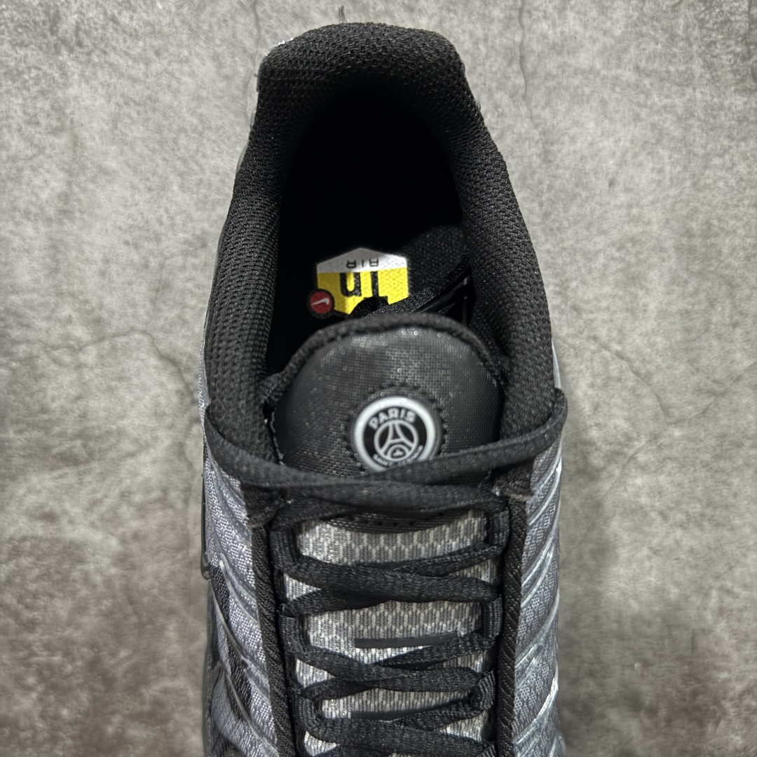 图片[8]-【Max纯原版】Nike Air Max Plus TN气垫系列跑鞋 全新一比一高端版本 真正的市场T1品质 更多配色陆续出货 真正的用心研发 一点一点抠出来的 品质 品控细节 随便闭眼对比市场任何版本 全套原纸板楦头开发 完美呈现版型 工艺流程均与原鞋保持一致 Turned Air 中底缓震技术 鞋面弧度与大底弧度一致 鞋头正确TPU材质 鞋面高频TPU材质1.0厚度 原鞋一致层次感 超越公司货的品控标准 多道QC质检 货号：IB2253-001 尺码：36 36.5 37.5 38 38.5 39 40 40.5 41 42 42.5 43 44 44.5 45 46-选品中心