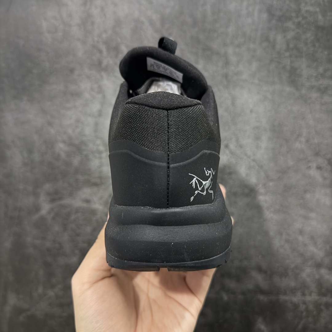 图片[4]-【正确版】Arcteryx始祖鸟Aerios 男女情侣款低帮登山鞋 适合技术路线单日徒步穿着 aerios 鞋受到长途野外跑步鞋的启发 适合在变化的地形上进行快速轻快的徒步旅行穿着，舒适而有支撑性，鞋面更轻薄透气舒适。敏捷、稳定和技术路线上的自信源于vibram® megagrip外底、压缩eva内底以及一体的tpu 尺码：36-45-选品中心