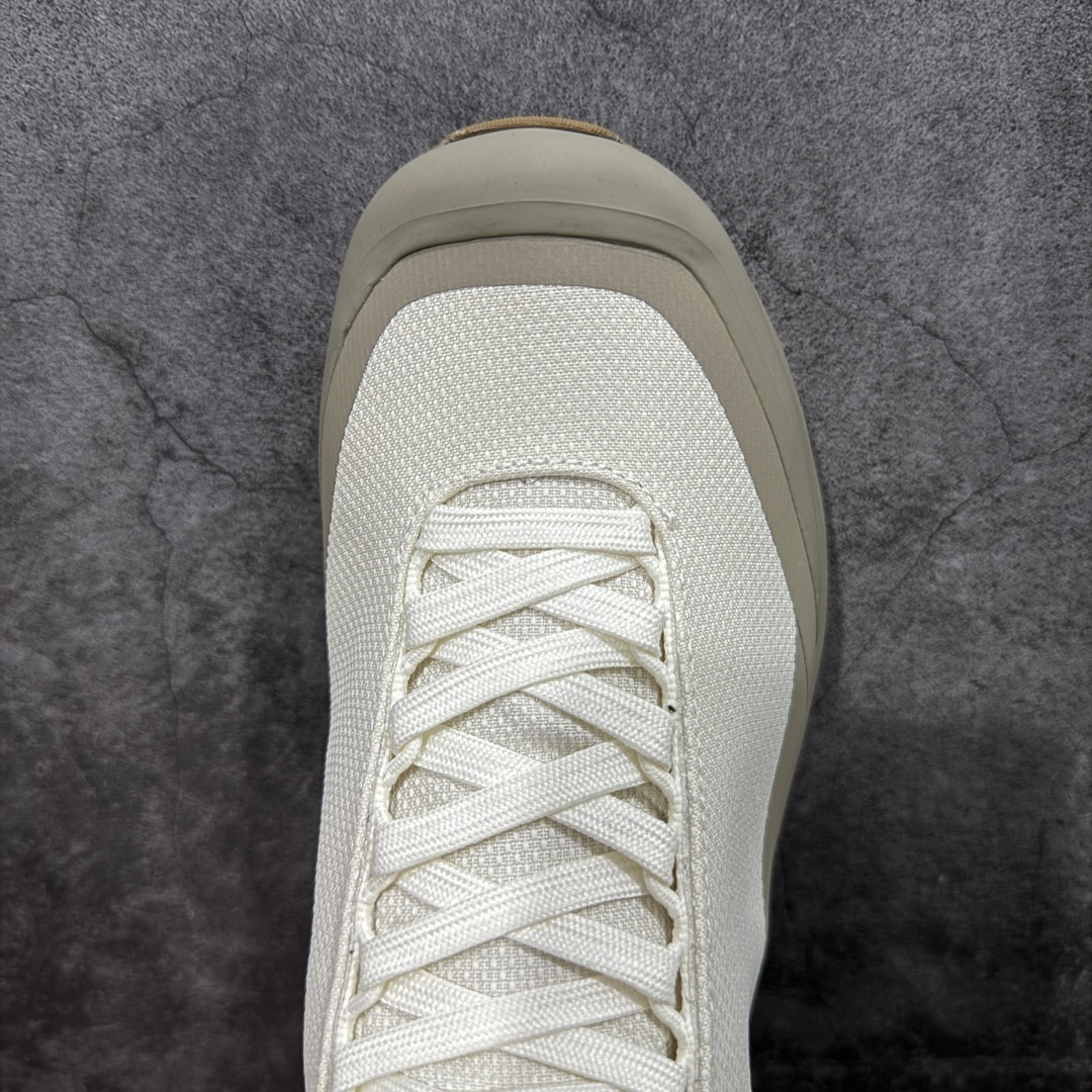 图片[5]-【正确版】Arcteryx始祖鸟Aerios 男女情侣款低帮登山鞋 适合技术路线单日徒步穿着 aerios 鞋受到长途野外跑步鞋的启发 适合在变化的地形上进行快速轻快的徒步旅行穿着，舒适而有支撑性，鞋面更轻薄透气舒适。敏捷、稳定和技术路线上的自信源于vibram® megagrip外底、压缩eva内底以及一体的tpu 尺码：36-45-选品中心