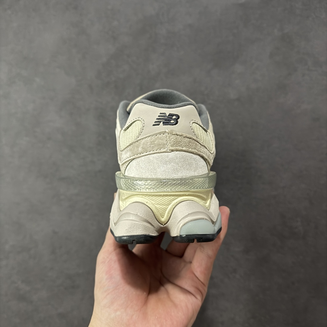 图片[4]-【公司级】 New Balance NB9060 联名款 复古休闲运动慢跑鞋 U9060GRY 全套原楦原纸板原厂数据开发 进口三明治网面 原装进口翻毛皮料正确绒感卡色 正确中底拉帮中底网布细节 原厂标裁 带紫光防伪 定制后跟透明水晶模块 冲裁组合 大底贴合程度胶水上色把控完美 整洁度挑战全网艺术家 多道序QC把关品质完善 匠心打造 耗时两个月开发完成 工艺极其复杂难度可想而知 新开独立私模大底 全网唯一正确六层组合大底 高端零售专供产物 尺码：36 37 37.5 38 38.5 39 40 40.5 41 42 42.5 43 44 45-选品中心