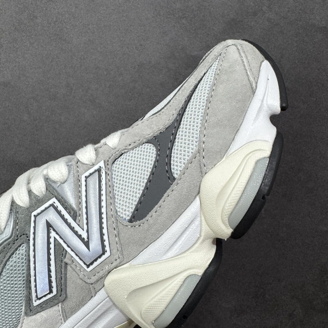 图片[5]-【公司级】 New Balance NB9060 联名款 复古休闲运动慢跑鞋 U9060MAC 全套原楦原纸板原厂数据开发 进口三明治网面 原装进口翻毛皮料正确绒感卡色 正确中底拉帮中底网布细节 原厂标裁 带紫光防伪 定制后跟透明水晶模块 冲裁组合 大底贴合程度胶水上色把控完美 整洁度挑战全网艺术家 多道序QC把关品质完善 匠心打造 耗时两个月开发完成 工艺极其复杂难度可想而知 新开独立私模大底 全网唯一正确六层组合大底 高端零售专供产物 尺码：36 37 37.5 38 38.5 39 40 40.5 41 42 42.5 43 44 45-选品中心
