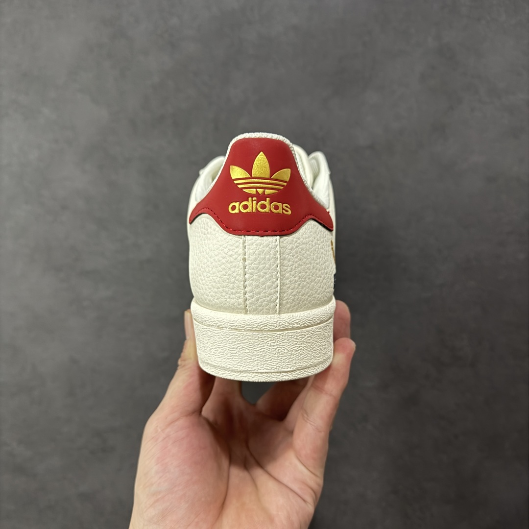 图片[4]-【定制版】AD Originals Superstar x BAPE x Superme 白蓝红 采用全新头层拼接皮革材质 后跟采用特色3D立体印字 渠道正品订单 诠释市场最高工艺水平 全鞋进口头层皮料打造 区别市面普通真标版本，进出专柜无压力 货号：QC2602 尺码：36-45-选品中心