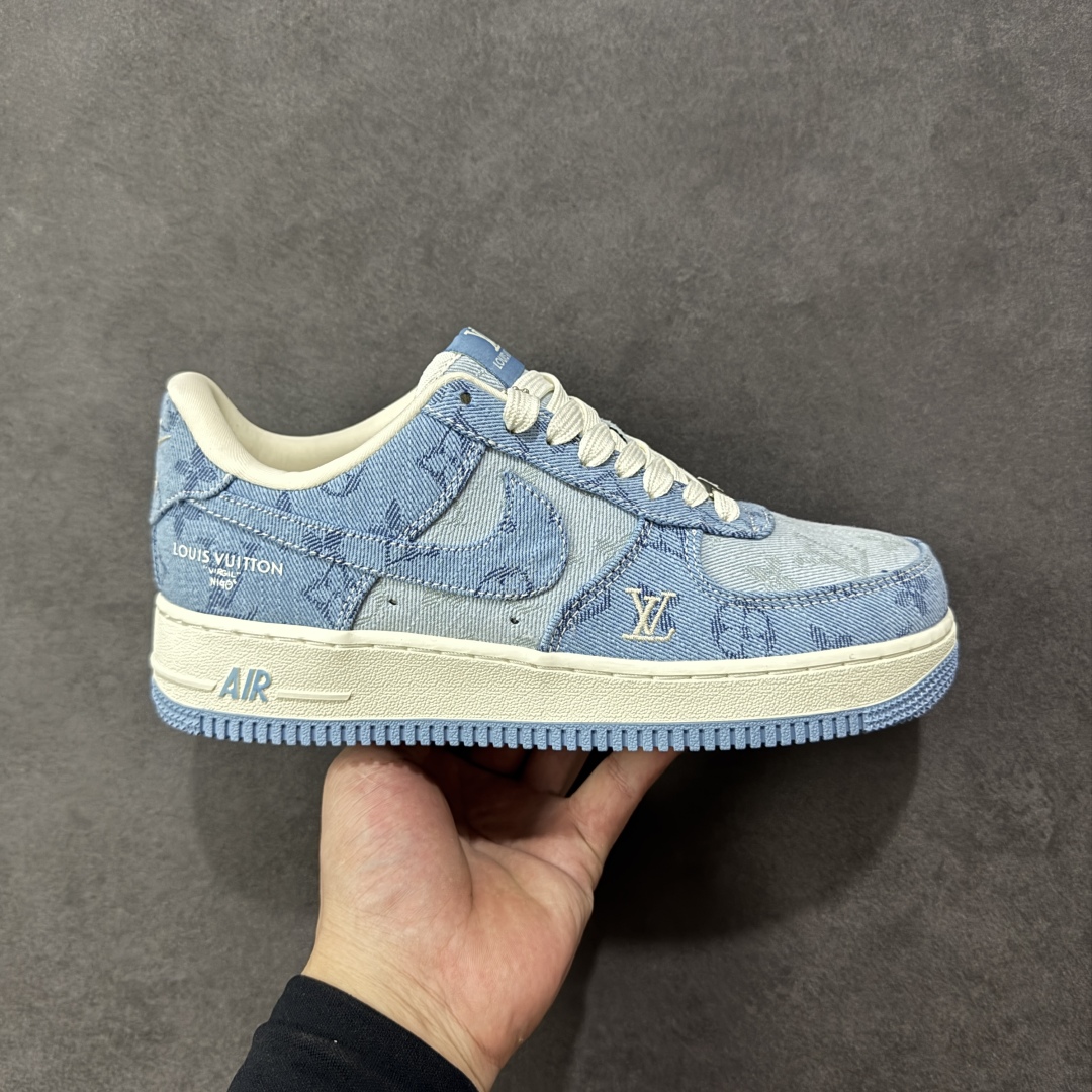 【定制版】Nike Air Force 1\'07 Low LV联名 浅蓝 空军一号低帮休闲板鞋 YF9511-823  原楦头原纸板 高端定制鞋盒 原厂鞋底 超高清洁度 细节完美  尺码:36 36.5 37.5 38 38.5 39 40 40.5 41 42 42.5 43 44 44.5 45-选品中心