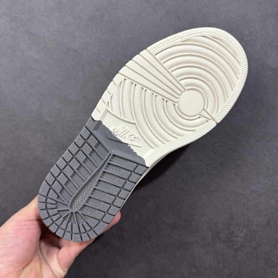 图片[9]-【定制版】Nike Air Jordan 1 x Travis Scott AJ1倒勾 乔一倒钩 ‘DIY’定制 耐克 低帮文化篮球鞋 完美品质出货 细节如图所示 鞋面切割工整 冲孔整齐干净 中底拉帮线 整体清洁度非常好 货号：LD2028-055 尺码：36 36.5 37.5 38 38.5 39 40 40.5 41 42 42.5 43 44 45-选品中心