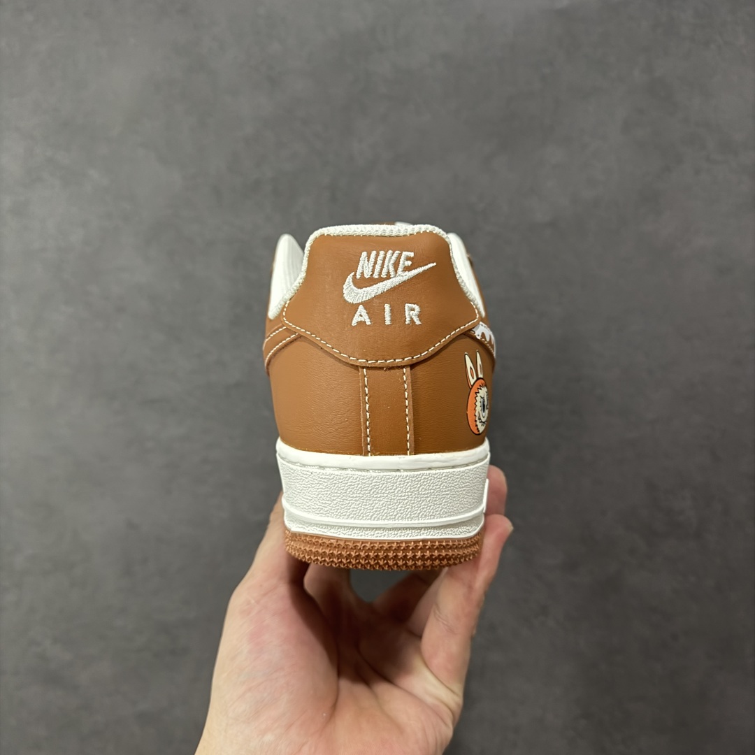 图片[4]-【定制版】NIke Air Force 1 \’07 Low “栗色涂鸦拉布布”空军一号 低帮 运动鞋 休闲鞋 折边针车 工艺难度大 原楦头原纸板 原装鞋盒 定制五金配件 内置全掌气垫 原厂鞋底 货号：KJ5188-003 尺码：36 36.5 37.5 38 38.5 39 40 40.5 41 42 42.5 43 44 44.5 45 编码：HXSA310320-选品中心