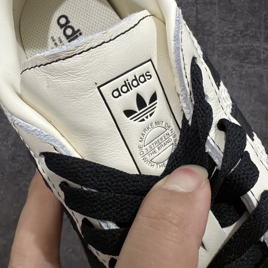 图片[6]-【XC/T版】Adidas Originals Gazelle Indoor 防滑低帮T头德训鞋 GZ复古系列 米白黑针织拼接 JQ7083 纯原大厂出货💪🏻全新同步官方大字体烫金 针织材料拼接软头层 区别市场普通版本 完美还原zp细节‼️全鞋原材料打造，无任何色差，正确鞋型，后跟港宝材料定型，正确微透生胶大底，反口内里头层细腻小牛皮，纸板中底 鞋垫背胶，侧面正确烫金压印字母，所有细节完美还原‼️ 尺码：35.5 36 36.5 37 38 38.5 39 40 40.5 41 42 42.5 43 44 44.5 45-选品中心