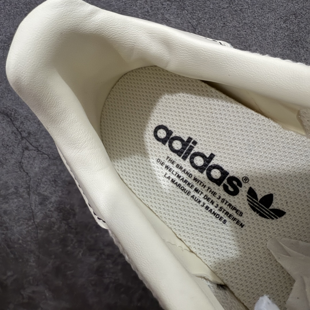 图片[8]-【XC/T版】Adidas Originals Gazelle Indoor 防滑低帮T头德训鞋 GZ复古系列 米白黑针织拼接 JQ7083 纯原大厂出货💪🏻全新同步官方大字体烫金 针织材料拼接软头层 区别市场普通版本 完美还原zp细节‼️全鞋原材料打造，无任何色差，正确鞋型，后跟港宝材料定型，正确微透生胶大底，反口内里头层细腻小牛皮，纸板中底 鞋垫背胶，侧面正确烫金压印字母，所有细节完美还原‼️ 尺码：35.5 36 36.5 37 38 38.5 39 40 40.5 41 42 42.5 43 44 44.5 45-选品中心