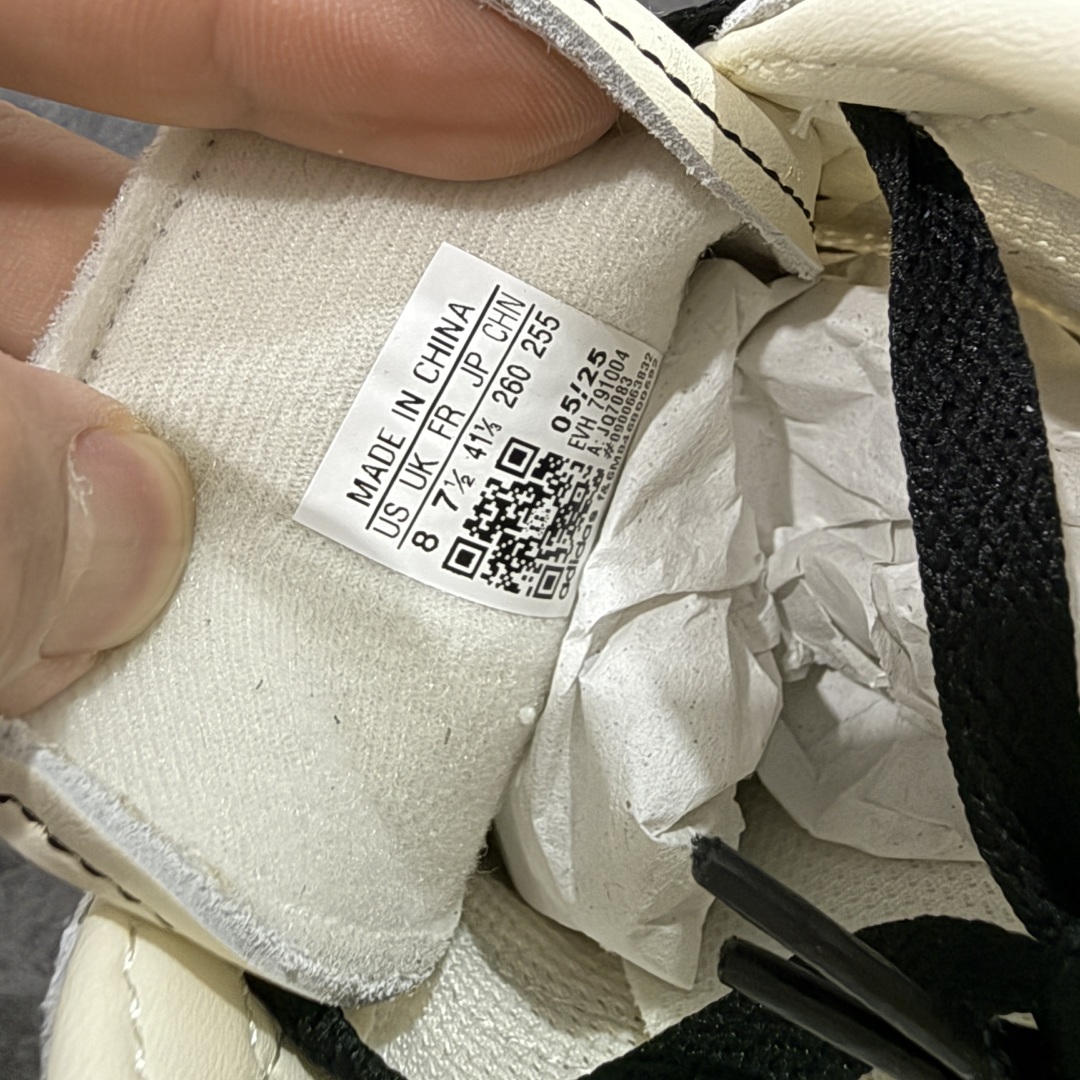 图片[7]-【XC/T版】Adidas Originals Gazelle Indoor 防滑低帮T头德训鞋 GZ复古系列 米白黑针织拼接 JQ7083 纯原大厂出货💪🏻全新同步官方大字体烫金 针织材料拼接软头层 区别市场普通版本 完美还原zp细节‼️全鞋原材料打造，无任何色差，正确鞋型，后跟港宝材料定型，正确微透生胶大底，反口内里头层细腻小牛皮，纸板中底 鞋垫背胶，侧面正确烫金压印字母，所有细节完美还原‼️ 尺码：35.5 36 36.5 37 38 38.5 39 40 40.5 41 42 42.5 43 44 44.5 45-选品中心