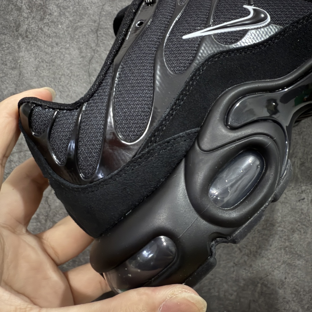 图片[3]-【Max纯原版】Nike Air Max Plus TN气垫系列跑鞋 全新一比一高端版本 真正的市场T1品质 更多配色陆续出货 真正的用心研发 一点一点抠出来的 品质 品控细节 随便闭眼对比市场任何版本 全套原纸板楦头开发 完美呈现版型 工艺流程均与原鞋保持一致 Turned Air 中底缓震技术 鞋面弧度与大底弧度一致 鞋头正确TPU材质 鞋面高频TPU材质1.0厚度 原鞋一致层次感 超越公司货的品控标准 多道QC质检 货号：DZ4509-001 尺码：36 36.5 37.5 38 38.5 39 40 40.5 41 42 42.5 43 44 44.5 45 46-选品中心