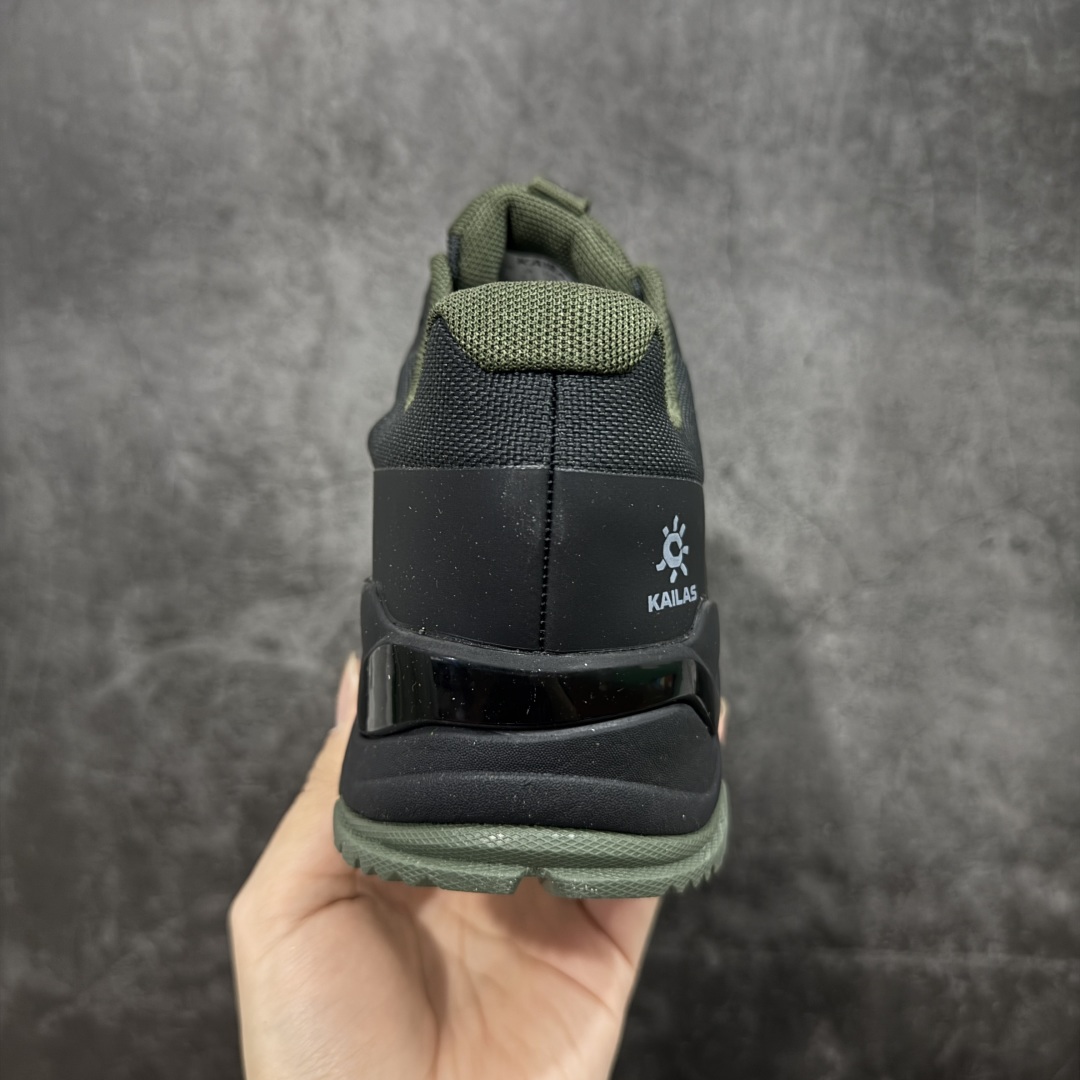 图片[4]-【升级版】凯乐石KAILAS 界山GTX 户外运动 防滑耐磨防水 低帮 登山徒步鞋 男款 KAILAS凯乐石品牌是全球三大全系攀登品牌之一，于2003年创立于中国广州，致力于为有攀登梦想的户外运动员及爱好者，研发制造功能性专业装备，满足他们在极限环境下安全舒适的需求，凯乐石专注于科技面料的开发及专业功能设计，产品线覆盖登山、攀岩、徒步、越野跑山、露营、旅行等多项户外运动，通过运动员的测试反馈，不断进化迭代，产品荣获国内外大奖71座，发明专利21个，更突破性的自主研发攀登器械，打造出中国的攀登硬实力 尺码：39 40 41 42 43 44 45-选品中心