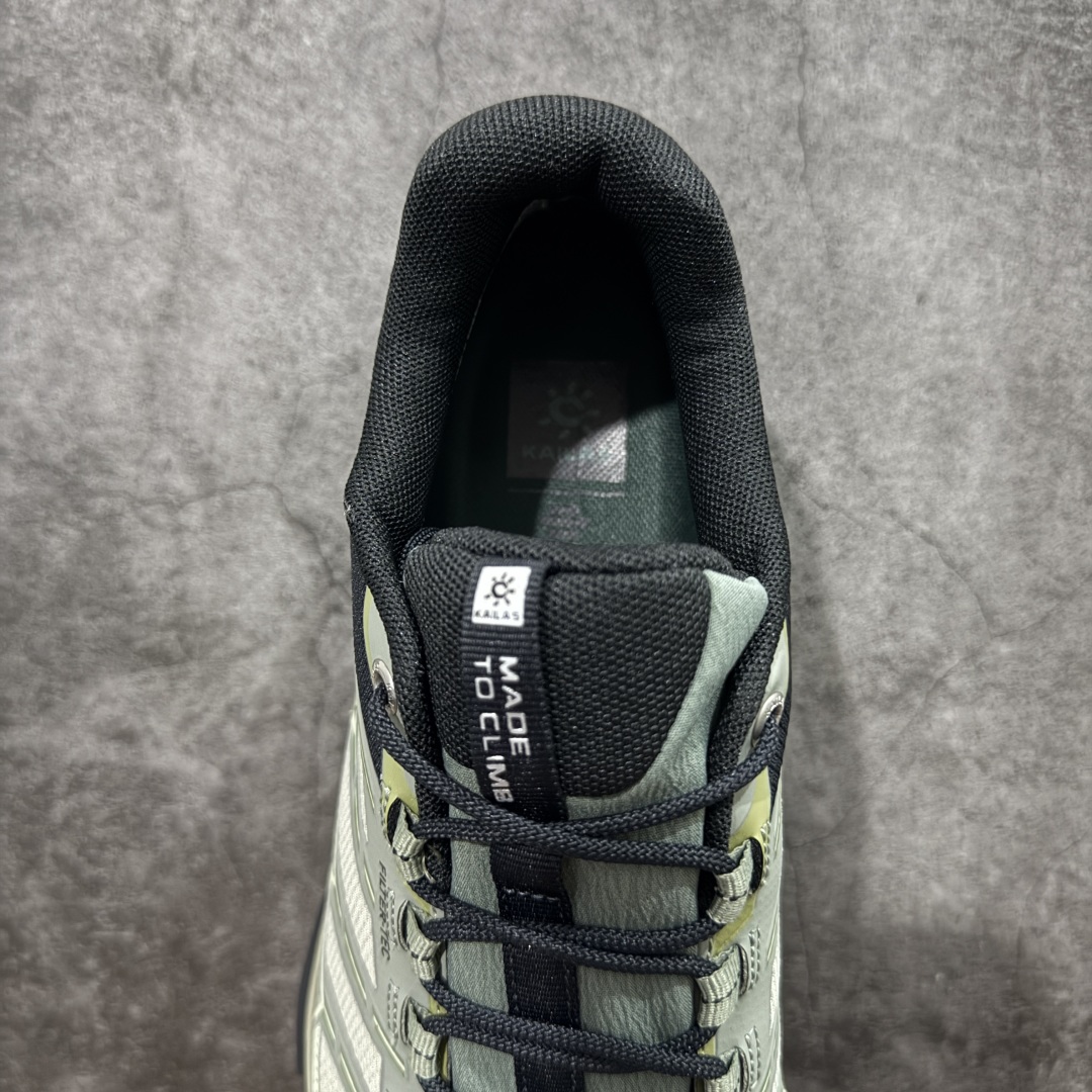 图片[8]-【GX纯原】凯乐石KAILAS 远征5 FLT 舒适简约经典登山 防滑耐磨防水 低帮 徒步鞋 市面唯一正确防泼水防水面料 正确防水内里布 真正做到内外防水 区别市场假防水 鞋面材质：运用耐磨防砂网布，能防止沙石进入鞋内，同时具备良好的透气性，可让脚部保持干爽。 \\t鞋底性能：搭载Vibram防滑耐磨大底，有出色的抓地力，仿鲨齿纹路设计，能应对各种复杂路面；鞋底还能提供良好的稳定性和支撑力，减少脚部疲劳。 \\t防水技术：采用FILTERTEC防水透气技术，防水指数高达8000mm H₂O，能有效防止雨水渗透，同时能保持脚面干爽。 \\t细节设计：鞋头采用橡胶防撞包边，保护脚趾免受伤害；鞋舌一体式设计，防止碎石泥沙进入；采用亚洲人脚型鞋楦设计，配合中腰包裹，提高舒适性。 适用场景：适合多日或单日轻装徒步，也可用于城市通勤，是一双兼顾户外与日常穿着的多功能鞋子。 尺码：40 41.5 42 42.5 43 44 44.5 45（女码第二轮出货）-选品中心