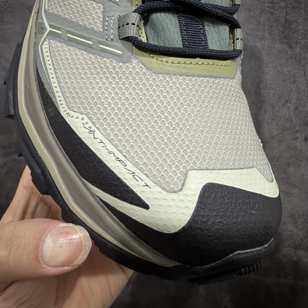 图片[4]-【GX纯原】凯乐石KAILAS 远征5 FLT 舒适简约经典登山 防滑耐磨防水 低帮 徒步鞋 市面唯一正确防泼水防水面料 正确防水内里布 真正做到内外防水 区别市场假防水 鞋面材质：运用耐磨防砂网布，能防止沙石进入鞋内，同时具备良好的透气性，可让脚部保持干爽。 \\t鞋底性能：搭载Vibram防滑耐磨大底，有出色的抓地力，仿鲨齿纹路设计，能应对各种复杂路面；鞋底还能提供良好的稳定性和支撑力，减少脚部疲劳。 \\t防水技术：采用FILTERTEC防水透气技术，防水指数高达8000mm H₂O，能有效防止雨水渗透，同时能保持脚面干爽。 \\t细节设计：鞋头采用橡胶防撞包边，保护脚趾免受伤害；鞋舌一体式设计，防止碎石泥沙进入；采用亚洲人脚型鞋楦设计，配合中腰包裹，提高舒适性。 适用场景：适合多日或单日轻装徒步，也可用于城市通勤，是一双兼顾户外与日常穿着的多功能鞋子。 尺码：40 41.5 42 42.5 43 44 44.5 45（女码第二轮出货）-选品中心