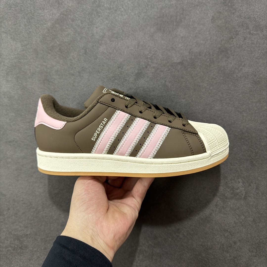 【公司级】Adidas Originals Superstar II 2025全新版本 贝壳头官方同步 渠道正品订单 诠释市场最高工艺水平 贝壳头经典小白板鞋 专柜上架同步配色 全鞋进口头层皮料打造。区别市面普通真标版本,进出专柜无压力 货号: JP8167 尺码: 35 36 36.5 37.5 38 38.5 39 40-选品中心