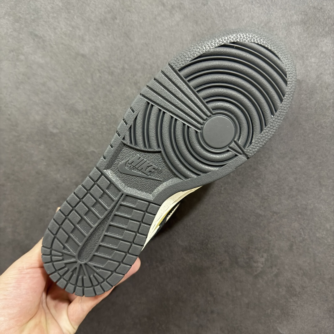 图片[9]-【定制版】高端定制Nike SB Dunk Low “斯图西联名——米白黄渡鸦” 高端定制 低帮休闲板鞋 定制鞋盒 大厂纯原品质出货 超高清洁度 皮料切割干净无任何毛边 细节完美 货号：DD1988-001 尺码：36 36.5 37.5 38 38.5 39 40 40.5 41 42 42.5 43 44 44.5 45 编码：HXSB330340-选品中心
