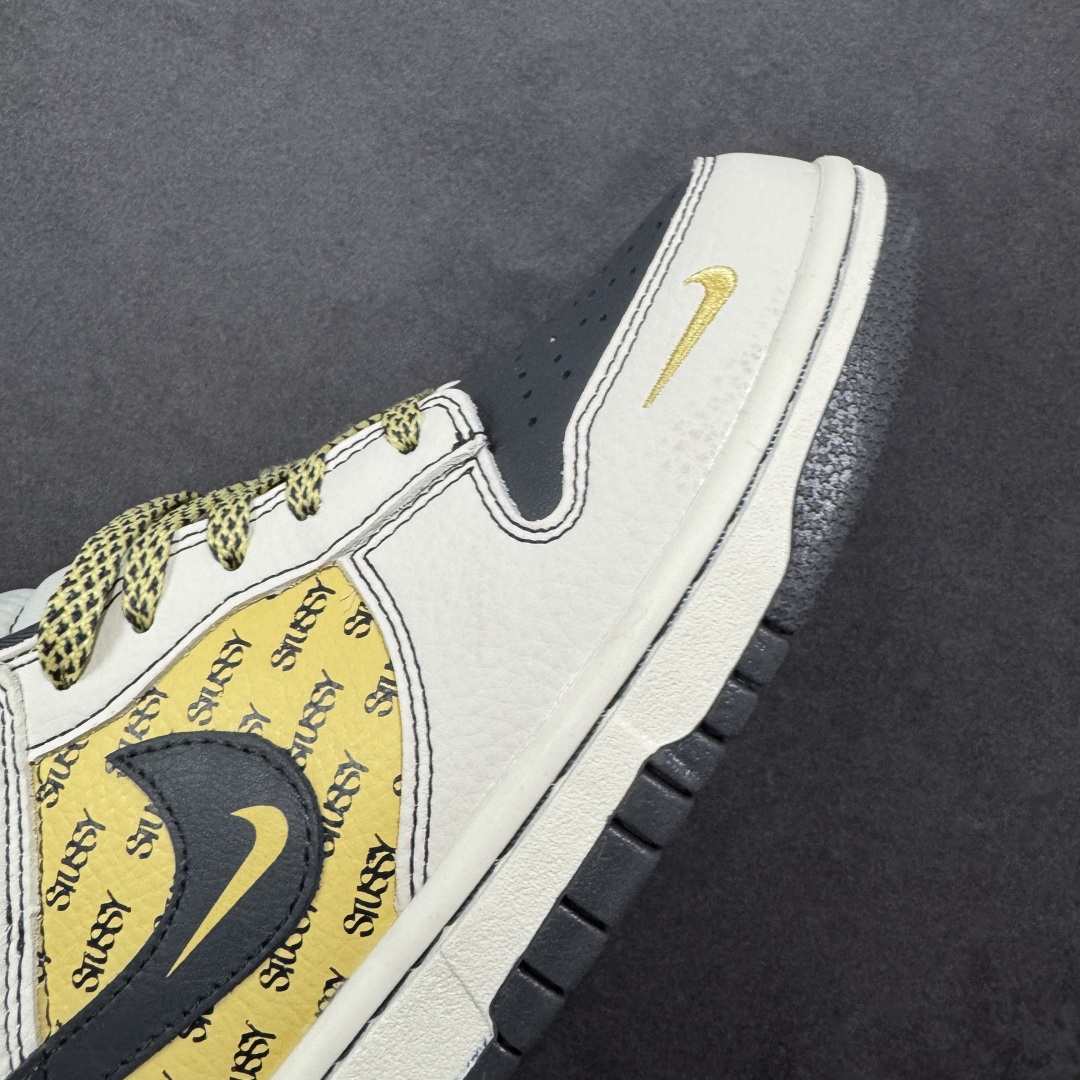 图片[5]-【定制版】高端定制Nike SB Dunk Low “斯图西联名——米白黄渡鸦” 高端定制 低帮休闲板鞋 定制鞋盒 大厂纯原品质出货 超高清洁度 皮料切割干净无任何毛边 细节完美 货号：DD1988-001 尺码：36 36.5 37.5 38 38.5 39 40 40.5 41 42 42.5 43 44 44.5 45 编码：HXSB330340-选品中心