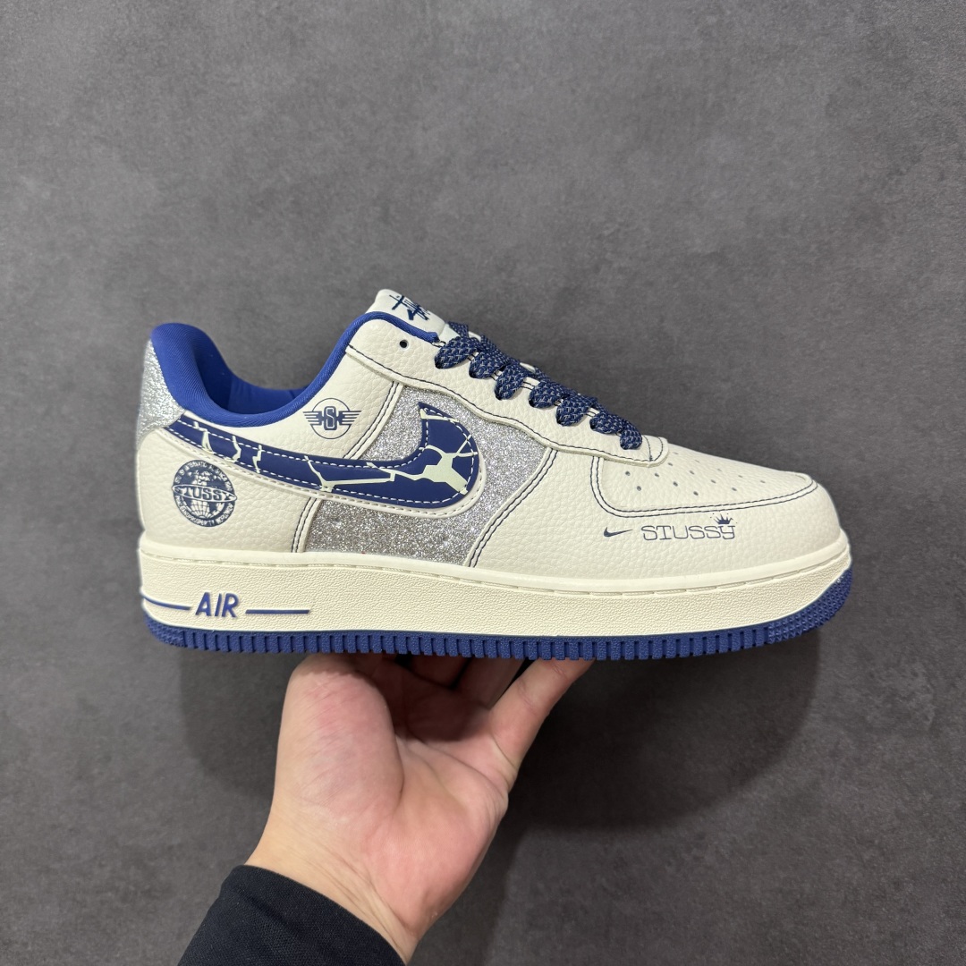 【定制版】Nike Air Force 1\'07 Low 斯图西联名 双勾 空军一号低帮休闲板鞋  #原楦头原纸板 原装鞋盒 定制五金配件 内置全掌气垫 原厂鞋底 货号:DD1982-306  尺码:36 36.5 37.5 38 38.5 39 40 40.5 41 42 42.5 43 44 44.5 45-选品中心