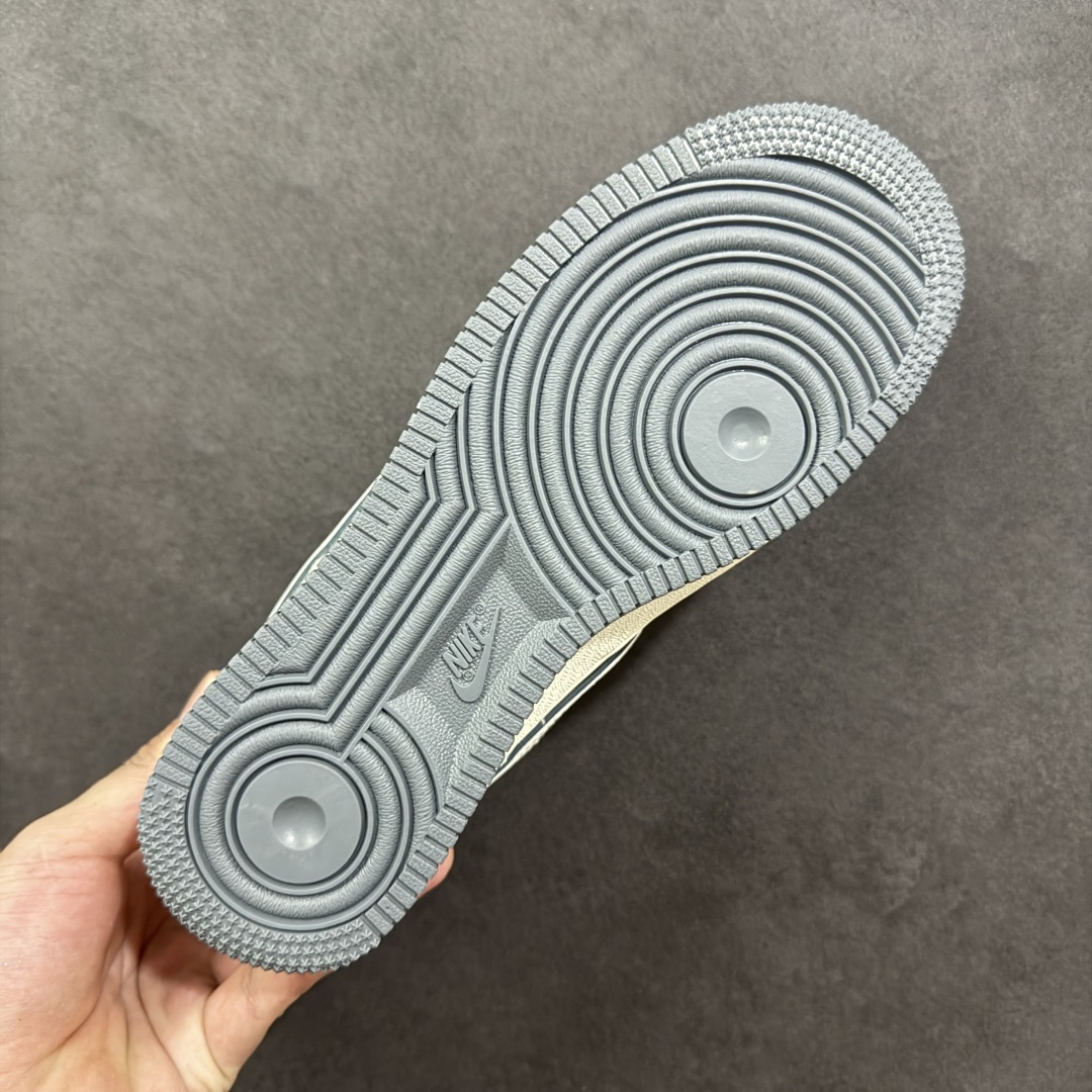 图片[9]-【定制版】Nike Air Force 1\’07 Low 米深灰兔八哥 空军一号低帮休闲板鞋  #原楦头原纸板 原装鞋盒 定制五金配件 内置全掌气垫 原厂鞋底 货号： JP8028-014  尺码：36 36.5 37.5 38 38.5 39 40 40.5 41 42 42.5 43 44 44.5 45-选品中心
