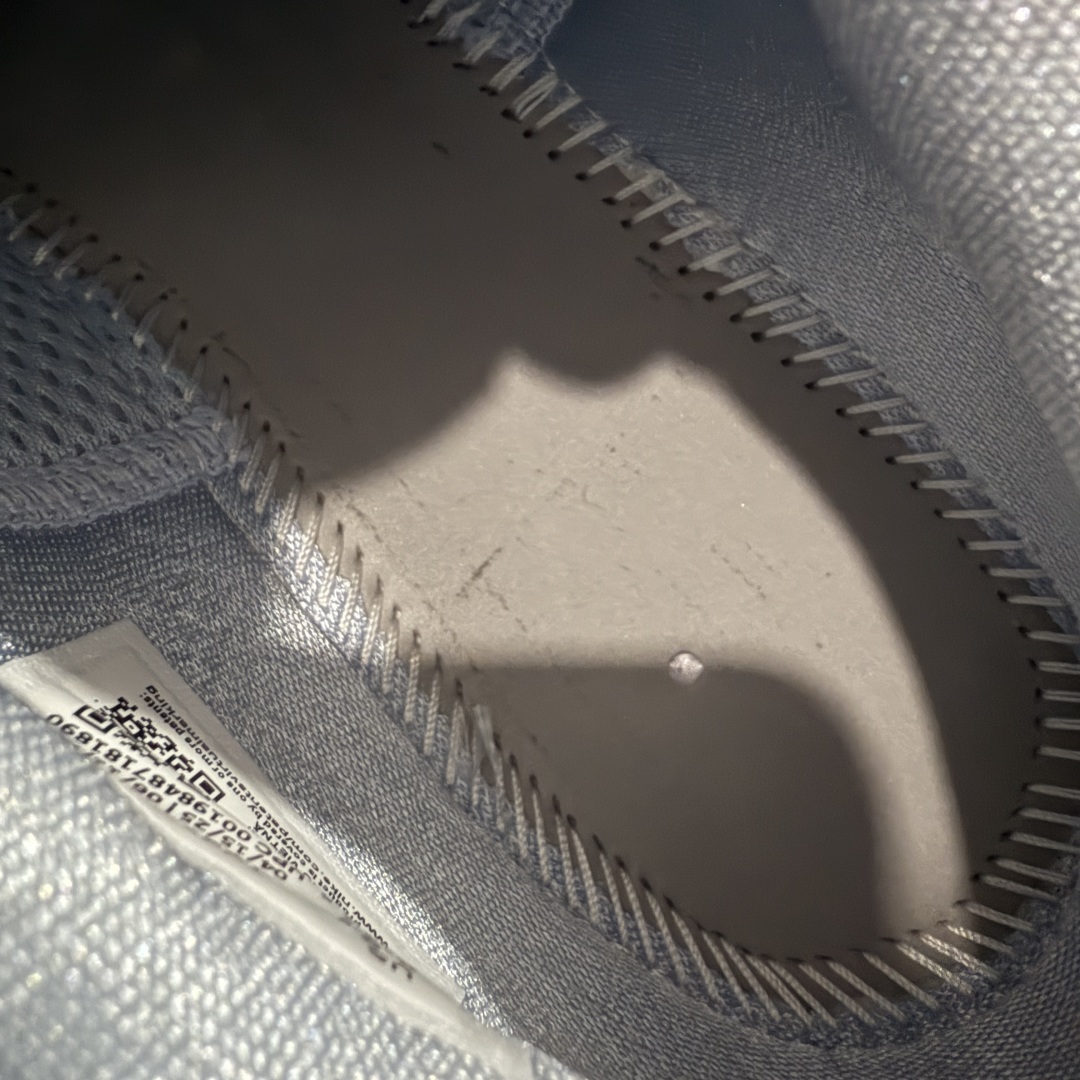 图片[9]-【GX纯原】NK Zoom Kobe 6 Protro 科比六代 蓝白 IO3672-400 完美复刻公司货 前掌超大Zoom Turbo气垫 后掌EVA缓震 真正的原汁原味 还原ZP脚感 全身鞋材卡料色独家定制 唯一正确喷漆工艺Swoosh 正确凹凸蛇鳞工艺 正确鞋面渐变效果 内全置真动飞态线 独立原厂模具 最大尺码达到48.5码 首批不拼图大几率过验 亲测已过 支持各种高强度实战 无需担心 上脚价 补货周期极长 脚宽建议买大半码 科比系列前掌偏窄 不影响二次销售 支持七天无理由退换 尺码：40 40.5 41 42 42.5 43 44 44.5 45 45.5 46 47.5 48.5 49.6 50.5-选品中心