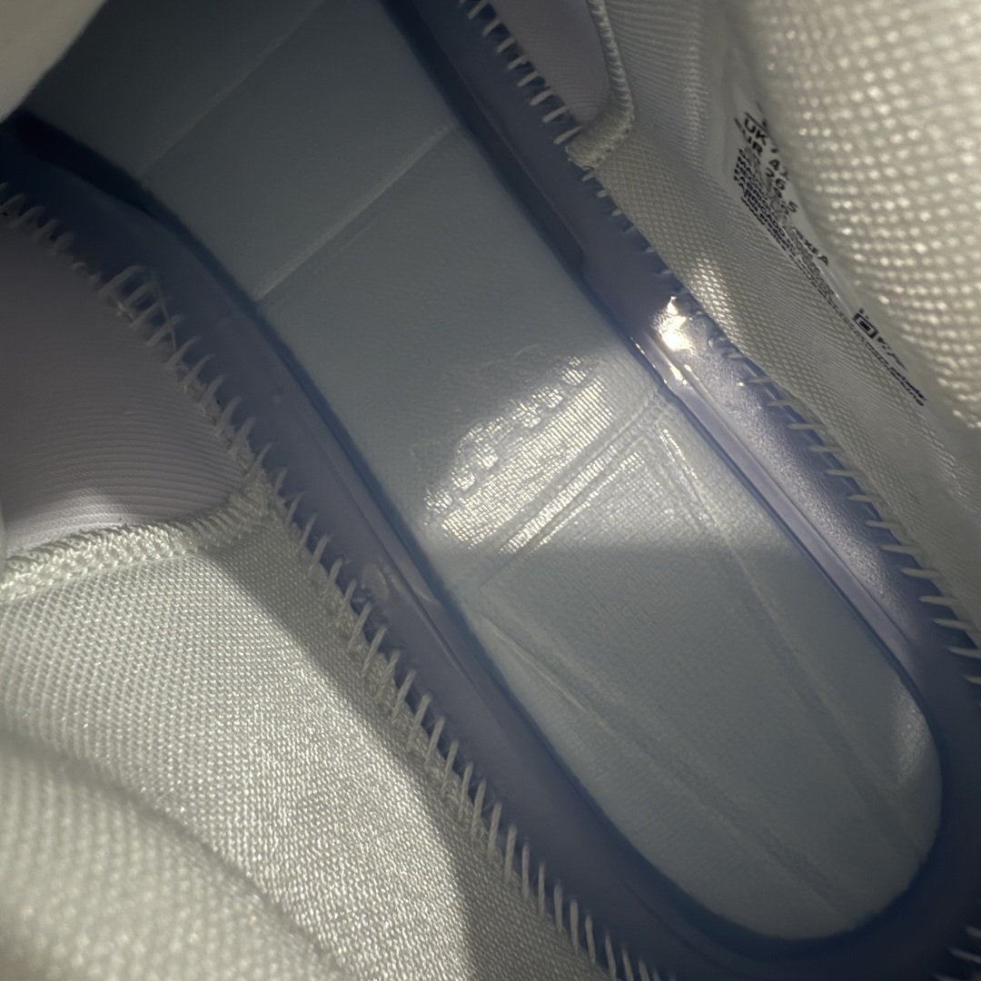 图片[8]-【灭世纯原版】Nike Air Zoom G.T.Cut EP 耐克GT2.0实战系列篮球鞋  #完美版型 革新四层加厚复合鞋面（正品3层）鞋面强度及支撑性能完美 大底正确拼接式SWOOSH图案  #原厂REACT中底发泡模具 原厂ZOOM 配套工艺气垫 内置高韧性TPU抗扭片！ 货号：CZ0176-102  尺码：39 40 40.5 41 42 42.5 43 44 44.5 45 46 47.5-选品中心