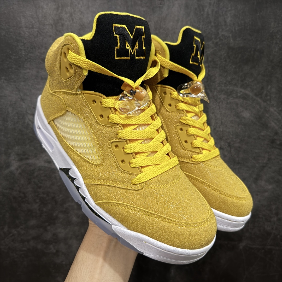 【外贸纯原版】Jordan Air Jordan AJ5 OG 黄黑 货号:HQ7978-701 外贸大厂出品 匠心打造 原厂皮料原厂数据 全新纸板 模具打造 外贸 平台高端零售专供品质 品质毋庸置疑 一眼正品既视感 细节均已解码 尺码:40 40.5 41 42 42.5 43 44 44.5 45 46 47.5-选品中心