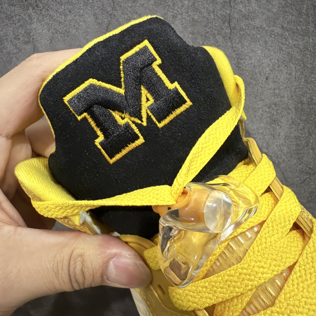 图片[5]-【外贸纯原版】Jordan Air Jordan AJ5 OG 黄黑 货号：HQ7978-701 外贸大厂出品 匠心打造 原厂皮料原厂数据 全新纸板 模具打造 外贸 平台高端零售专供品质 品质毋庸置疑 一眼正品既视感 细节均已解码 尺码：40 40.5 41 42 42.5 43 44 44.5 45 46 47.5-选品中心