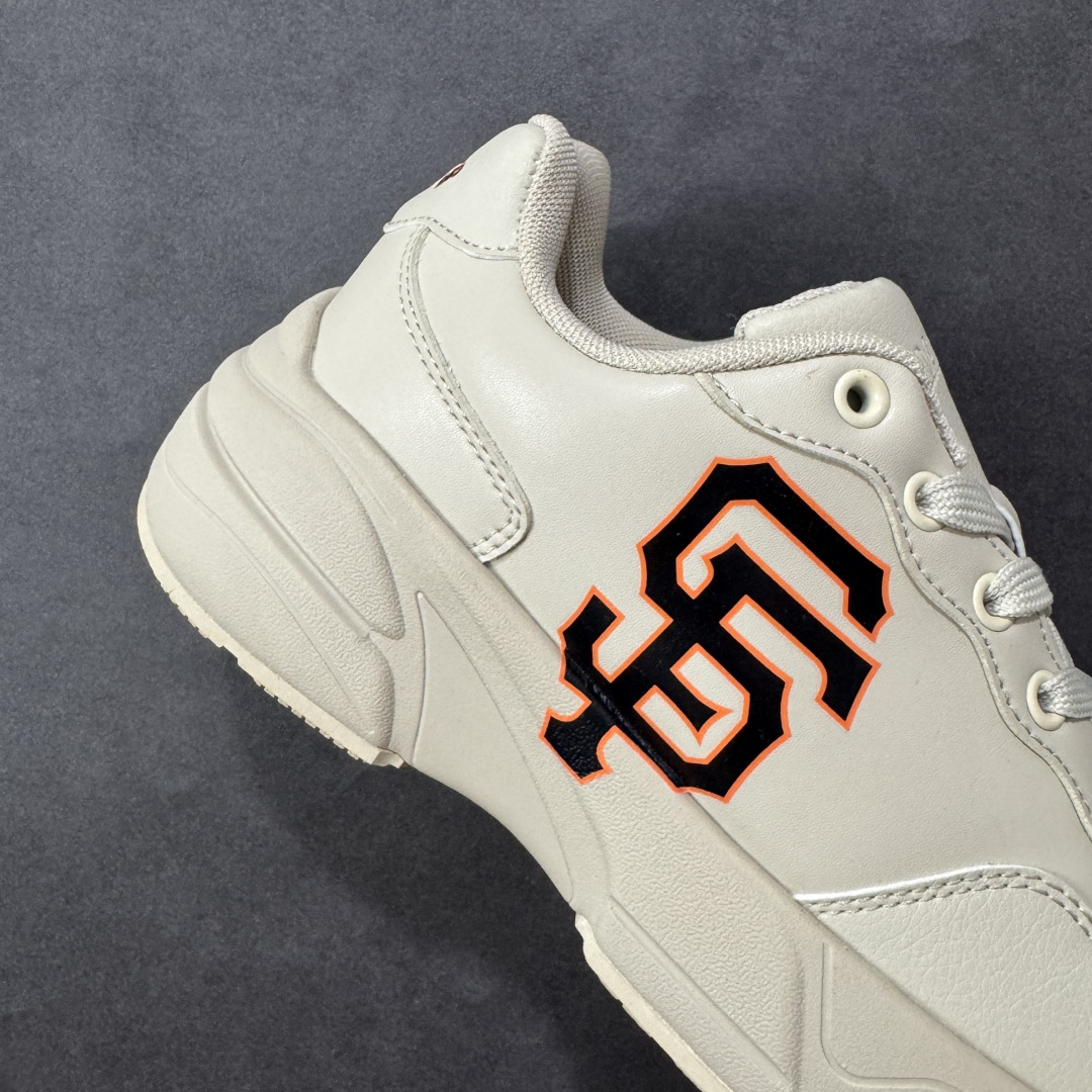 图片[6]-【公司级】韩国洋基队NY大标潮流老爹鞋 MLB小白鞋市面上唯一顶级纯原版本 原材料打造 原楦原档案数据开发版型 完美鞋头弧度/后套收口效果🆚市面文案版本‼️ 原厂立体填充鞋舌海绵 中底注胶孔原数据开发模具大底原厂转印标 ins 抖音 快手 小红书网红老爹鞋 韩国洋基队NY大标潮流老爹鞋 内增高6cm 原厂1：1模具开发 原厂进口纳米材质 原厂 全套手提袋 原盒雷射防伪标包装 天猫订单品质 官网尺码35 36 36.5 37.5 38 38.5 39 40 40.5 41 42 42.5 43 44 45-选品中心