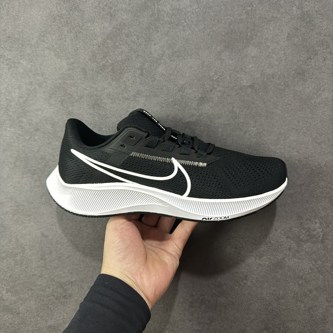 【纯原福利】NK Pegasus 38 飞马舒适低帮马拉松跑步鞋 市面唯一支持实战的跑鞋 原档案数据原厂网纱 正确高频花纹 前后掌内置Zoom Air气垫 原装MD大底 脚感完美还原 原盒原配 QC检验、钢印 俱全 原底科技 同步原版 脚感堪比Boost 实拍调校N版已经零色差零失真 百分百还原实物色彩所见即所得 不存在货不对板色差等低级问题 选购参考实物拍摄 不混卖不参货 只用心做好货严格选品 货号:CW7356-002 尺码:36 36.5 37.5 38 38.5 39 40 40.5 41 42 42.5 43 44 44.5 45-选品中心