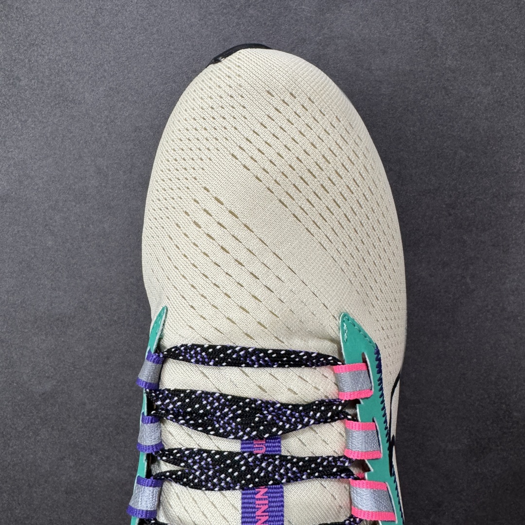 图片[8]-【纯原福利】NK Pegasus 38 飞马舒适低帮马拉松跑步鞋 市面唯一支持实战的跑鞋 原档案数据原厂网纱 正确高频花纹 前后掌内置Zoom Air气垫 原装MD大底 脚感完美还原 原盒原配 QC检验、钢印 俱全 原底科技 同步原版 脚感堪比Boost 实拍调校N版已经零色差零失真 百分百还原实物色彩所见即所得 不存在货不对板色差等低级问题 选购参考实物拍摄 不混卖不参货 只用心做好货严格选品 货号：D02337-100 尺码：36 36.5 37.5 38 38.5 39 40 40.5 41 42 42.5 43 44 44.5 45-选品中心