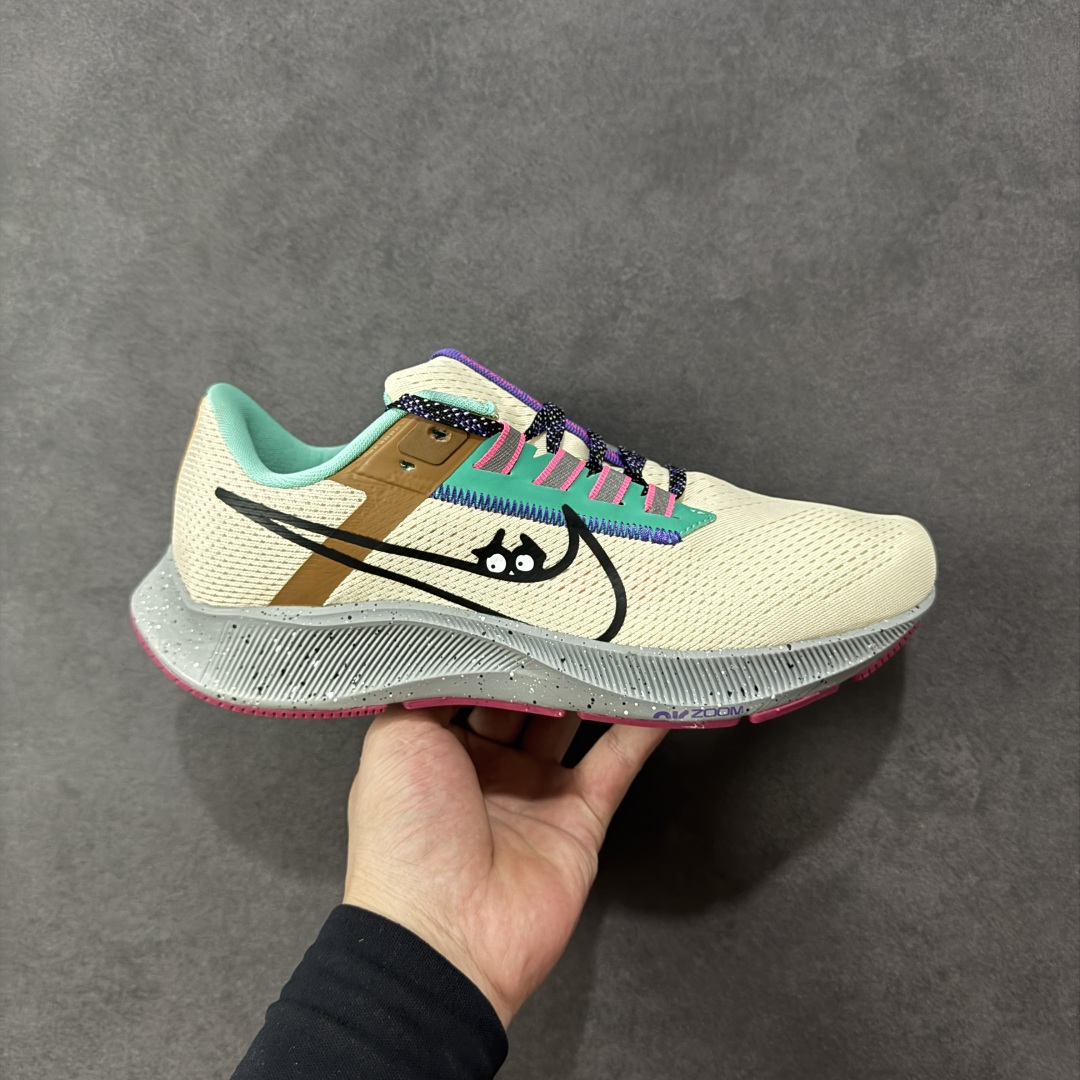 【纯原福利】NK Pegasus 38 飞马舒适低帮马拉松跑步鞋 市面唯一支持实战的跑鞋 原档案数据原厂网纱 正确高频花纹 前后掌内置Zoom Air气垫 原装MD大底 脚感完美还原 原盒原配 QC检验、钢印 俱全 原底科技 同步原版 脚感堪比Boost 实拍调校N版已经零色差零失真 百分百还原实物色彩所见即所得 不存在货不对板色差等低级问题 选购参考实物拍摄 不混卖不参货 只用心做好货严格选品 货号:D02337-100 尺码:36 36.5 37.5 38 38.5 39 40 40.5 41 42 42.5 43 44 44.5 45-选品中心