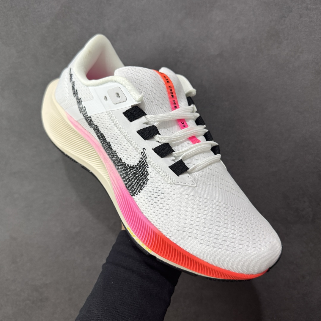 图片[3]-【纯原福利】NK Pegasus 38 飞马舒适低帮马拉松跑步鞋 市面唯一支持实战的跑鞋 原档案数据原厂网纱 正确高频花纹 前后掌内置Zoom Air气垫 原装MD大底 脚感完美还原 原盒原配 QC检验、钢印 俱全 原底科技 同步原版 脚感堪比Boost 实拍调校N版已经零色差零失真 百分百还原实物色彩所见即所得 不存在货不对板色差等低级问题 选购参考实物拍摄 不混卖不参货 只用心做好货严格选品 货号：DJ5397-100 尺码：36 36.5 37.5 38 38.5 39 40 40.5 41 42 42.5 43 44 44.5 45-选品中心