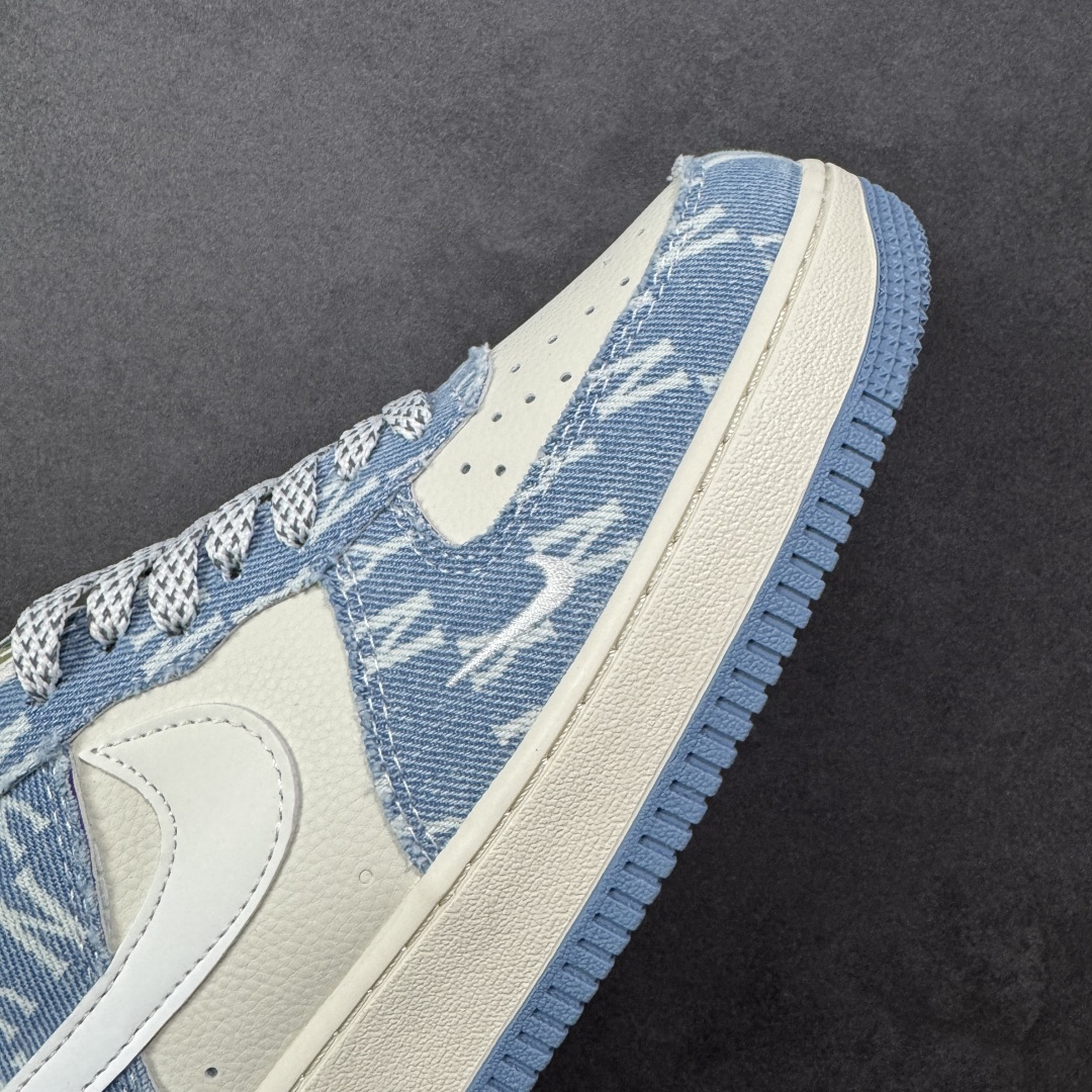图片[5]-【定制版】NIke Air Force 1 \’07 Low × NY“浅蓝牛仔”满印高端定制空军一号 低帮 运动鞋 休闲鞋 折边针车 工艺难度大 原楦头原纸板 原装鞋盒 定制五金配件 内置全掌气垫 原厂鞋底 货号：XY2025-002 尺码：36 36.5 37.5 38 38.5 39 40 40.5 41 42 42.5 43 44 44.5 45 编码：HXSA310320-选品中心