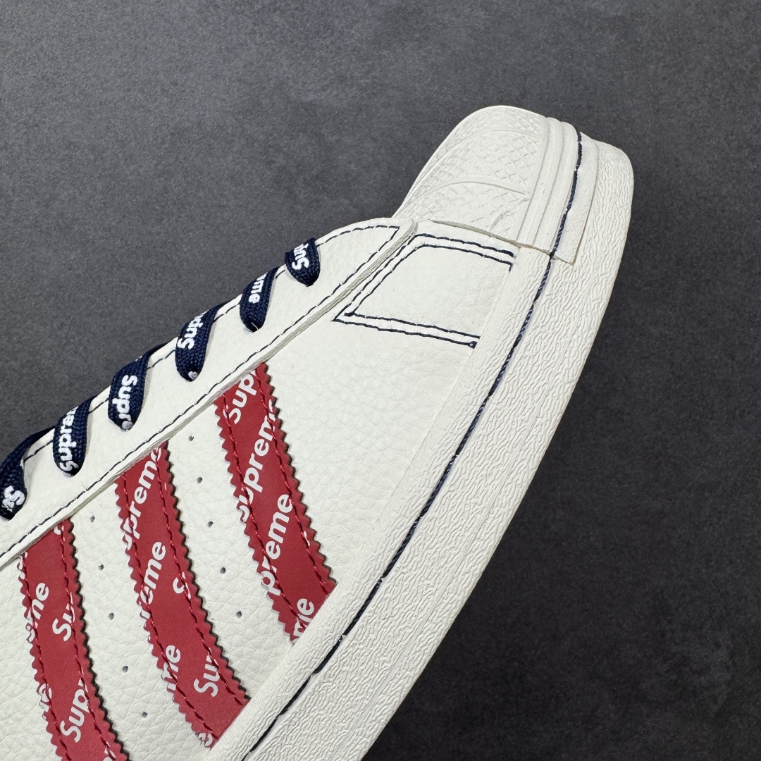 图片[5]-【定制版】AD Originals Superstar x The North Face x Superme 白红蓝 高端定制休闲运动板鞋 采用全新头层拼接皮革材质 后跟采用特色3D立体印字 渠道正品订单 诠释市场最高工艺水平 全鞋进口头层皮料打造 货号：QC2604 尺码：36-45-选品中心