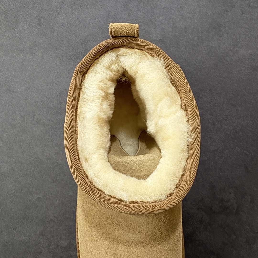 图片[7]-【X1纯原版】全网最齐 ugg 90个配色 市面顶级版本 UGG Mini厚底短筒1135092 底厚3cm 小红书爆款 广州外贸大厂生产 鞋头到鞋垫真羊皮毛一体 独立外盒包装 芯片 带防水工艺 区别市面任何版本 5cm厚底 独立原版开发大底 羊绒鞋垫 冬季保暖外出 家居都是很适合的选择 进年uug推出款式系列 局部偏向年轻消费者喜好 也走到时尚潮流穿搭的前沿 鞋身材质 防泼水涂层翻毛皮鞋面 17毫米UGGPURE™植入式羊毛内底 轻便防滑舒适橡胶外底 带有品牌LOGO商标 带全套包装 尺码： 35 36 37 38 39 40-选品中心